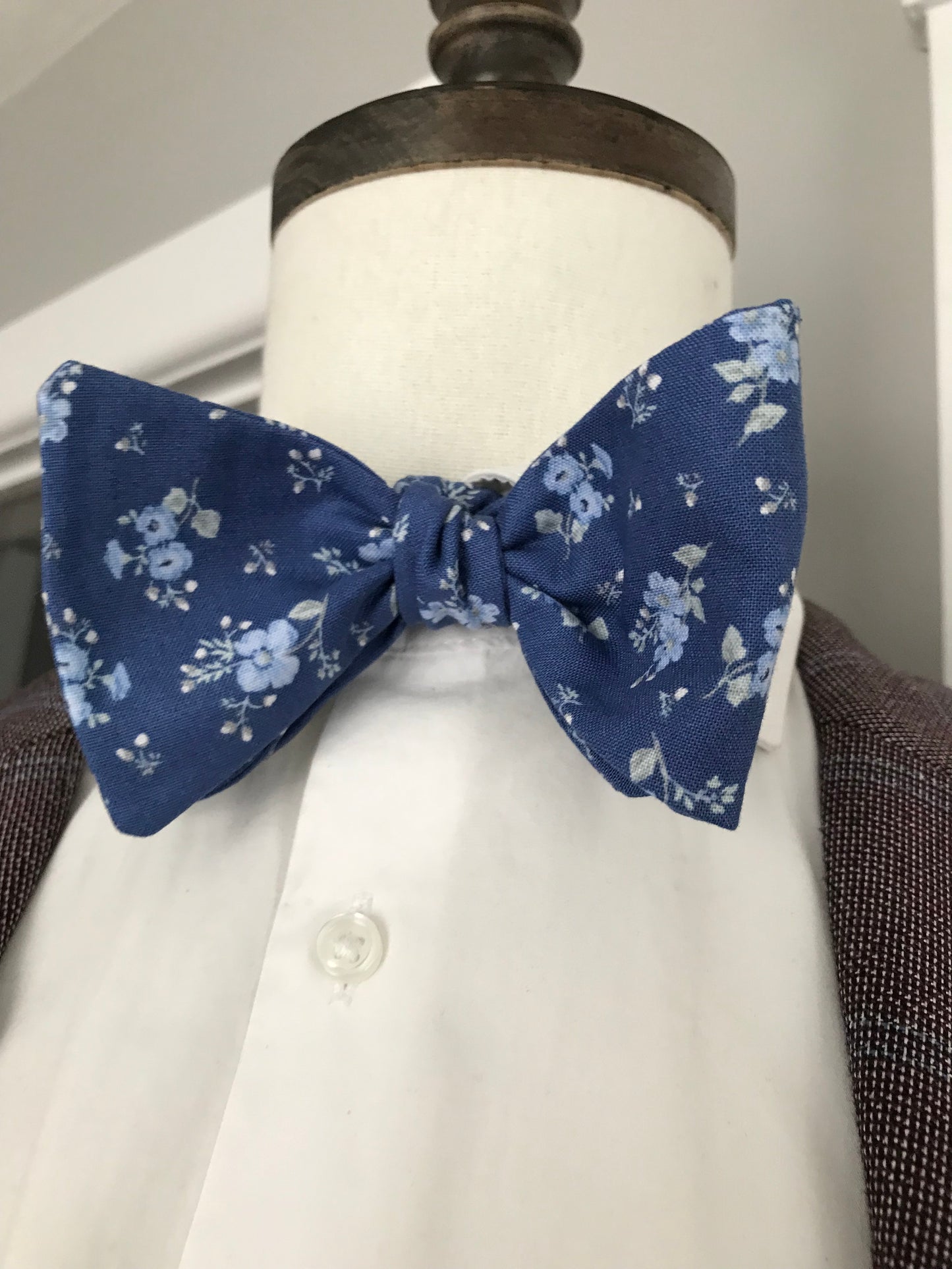 The Avenue Bowtie Set (traditional)