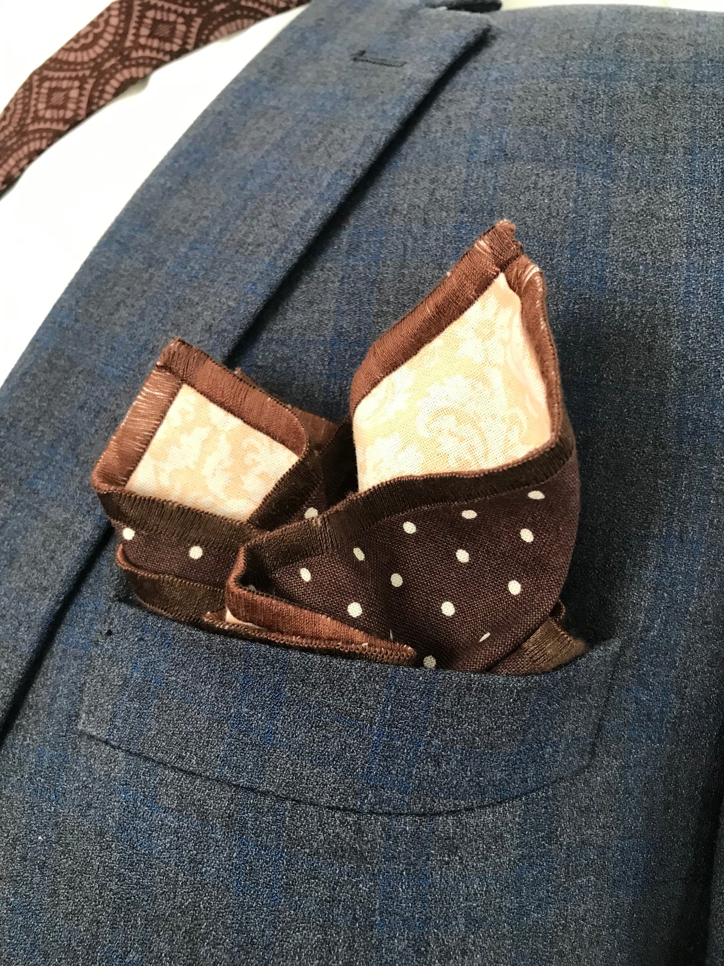 Brown print with brown peach print reversible Bowtie set (FATBOW)