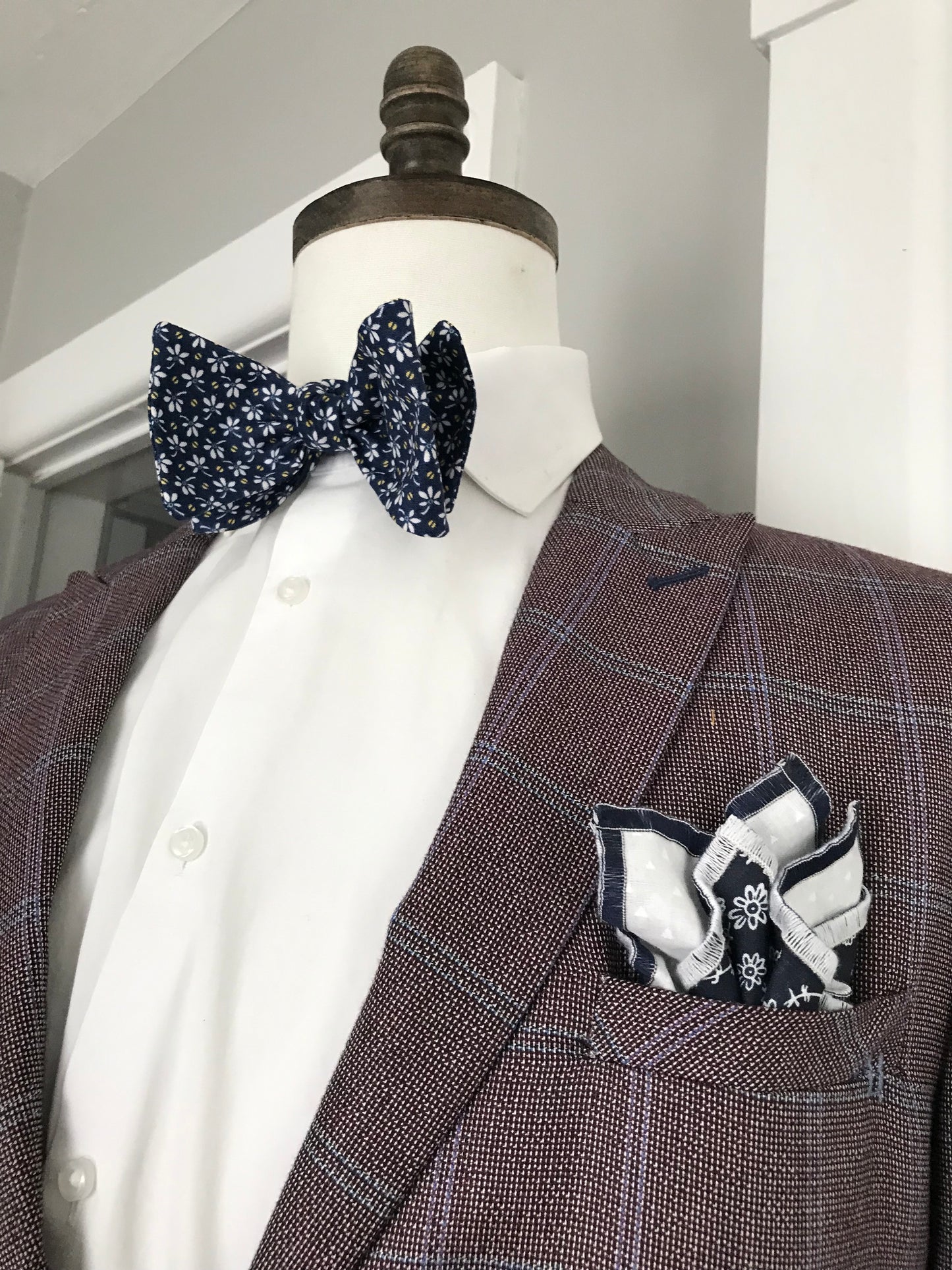 The worker Bowtie Set (Traditional)