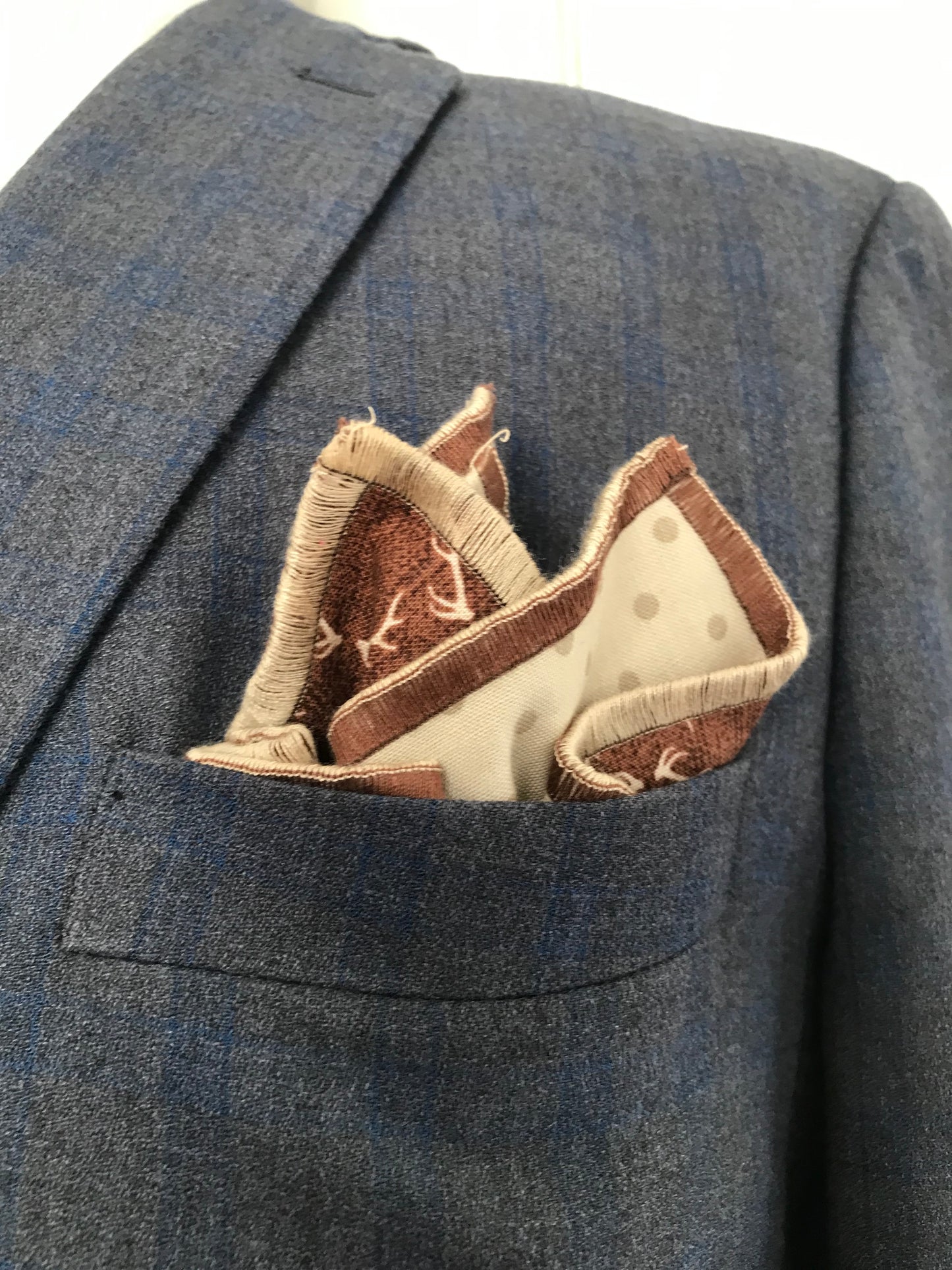 Dark brown paisley with beige print reversible Bowtie set (FATBOW)