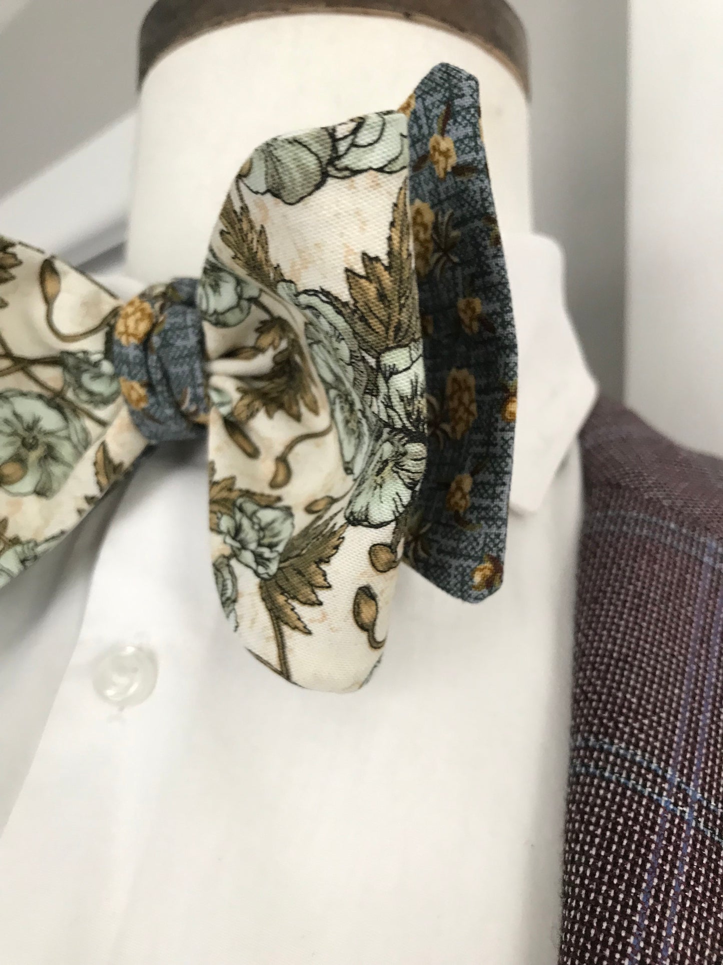 The Fine Wine Bowtie Set (FATBOW)