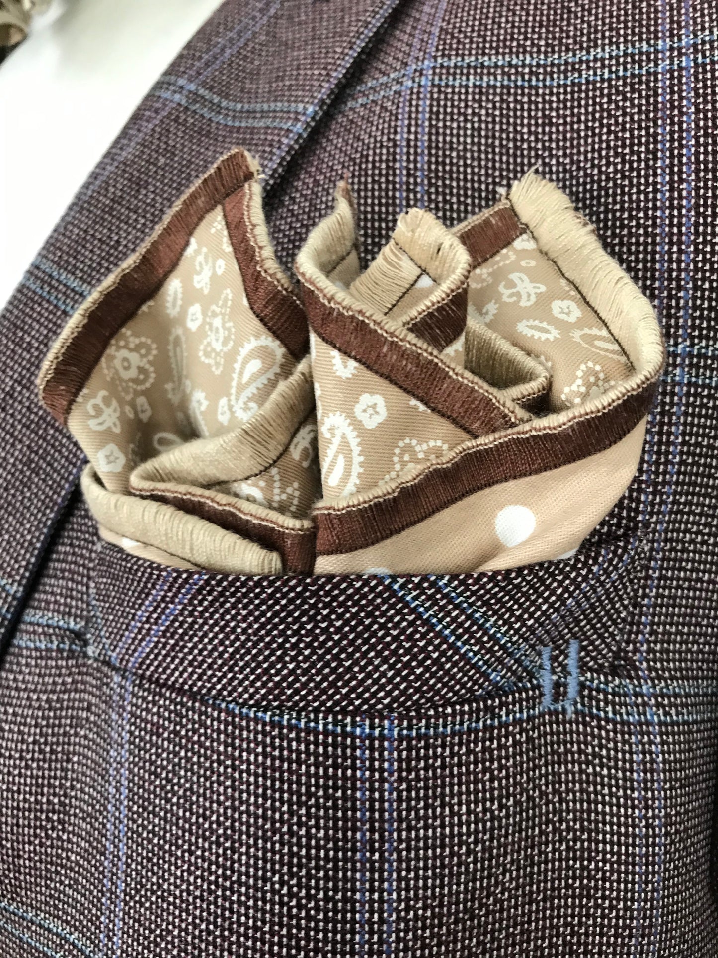 Brown paisley and brown print reversible Bowtie set (FATBOW)