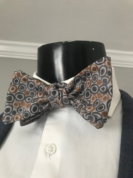 Grey and light brown Bowtie set