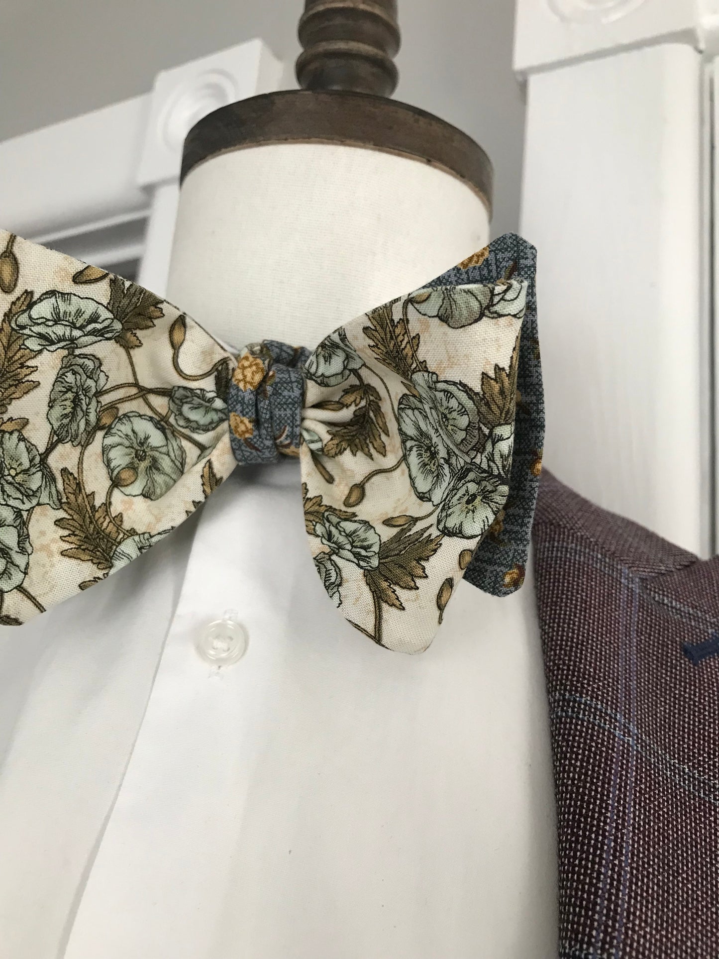 The Fine Wine Bowtie Set (FATBOW)