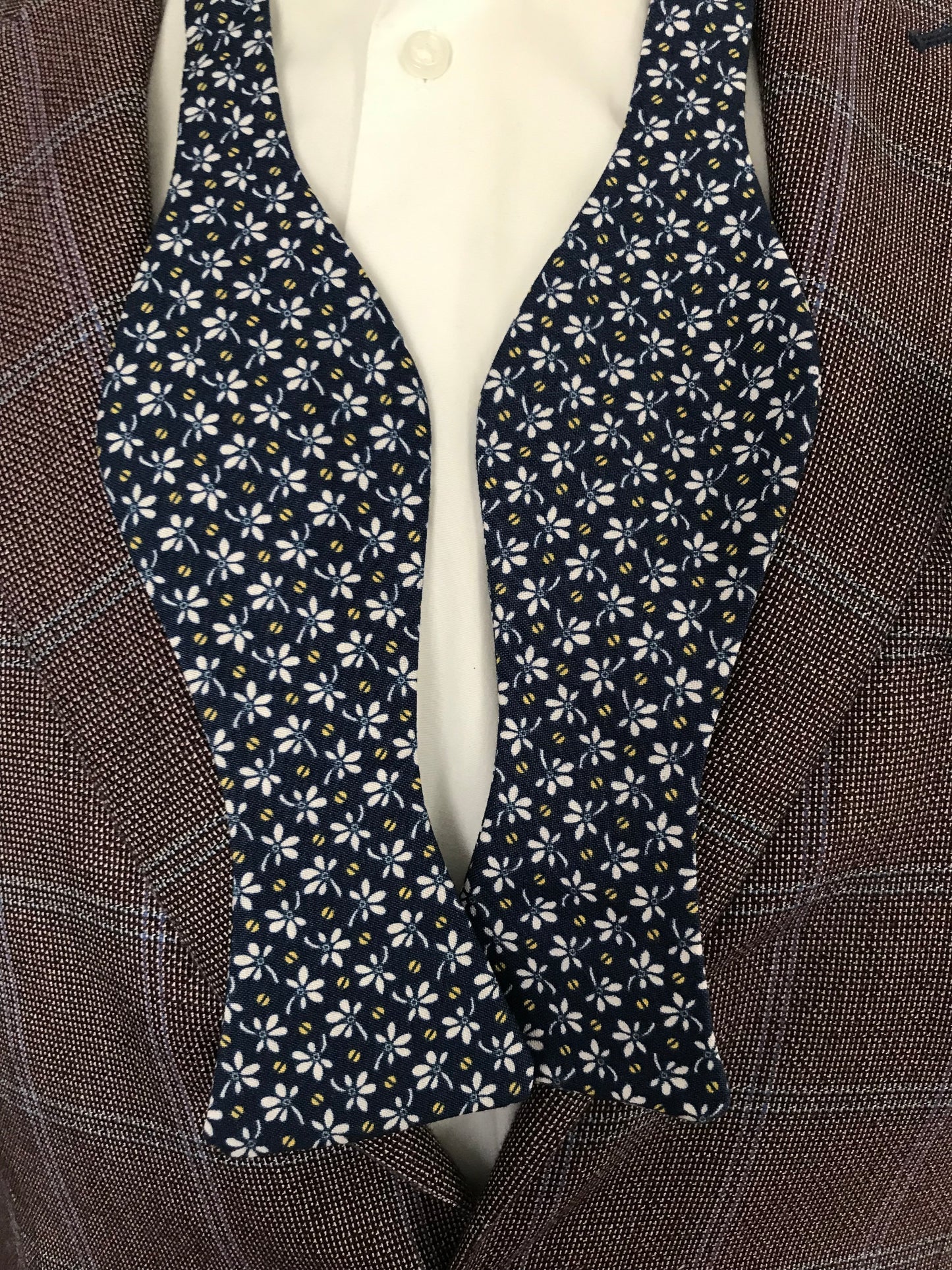 The worker Bowtie Set (Traditional)