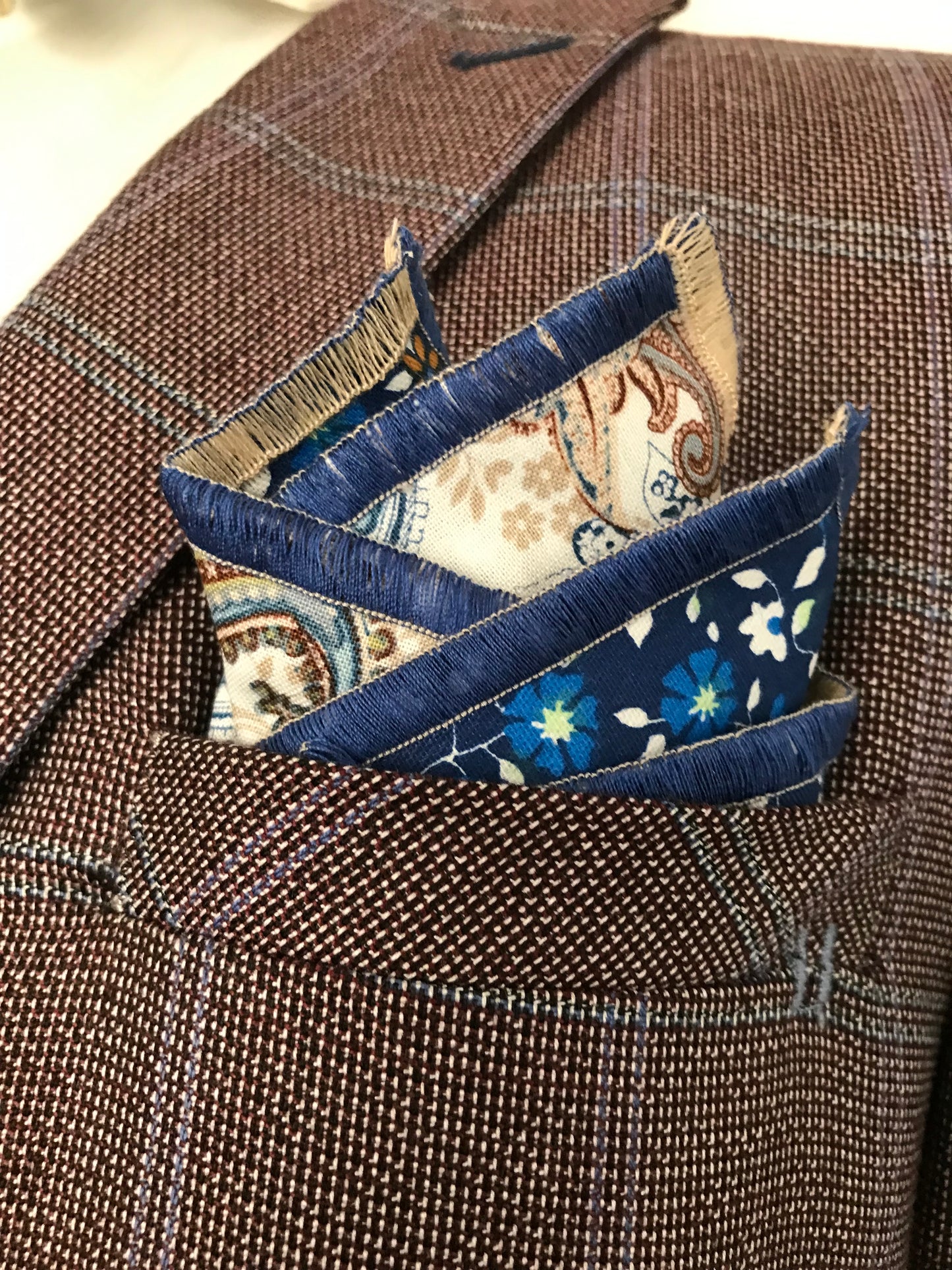 Blue and gold reversible Bowtie set (traditional)