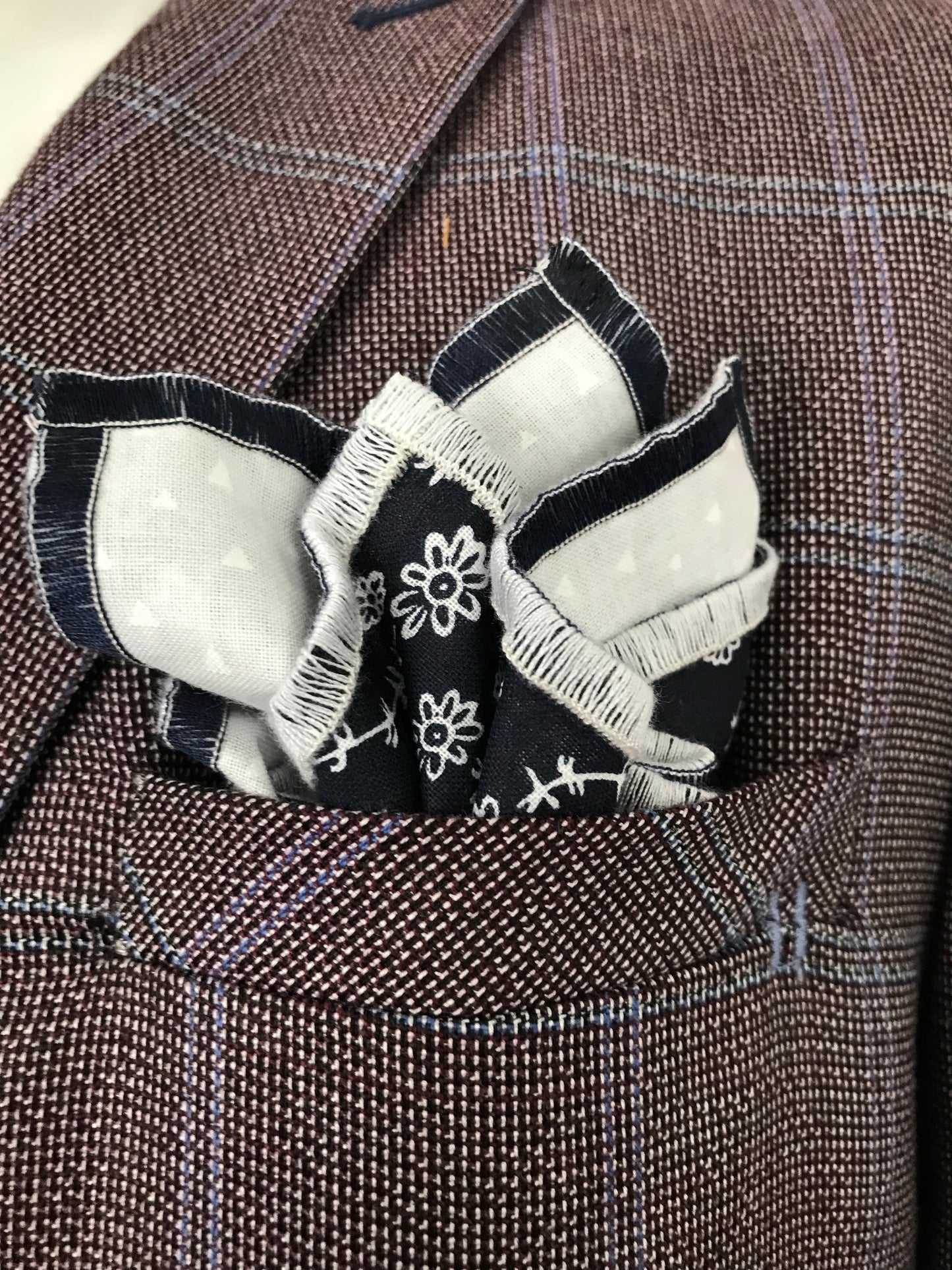 The worker Bowtie Set (Traditional)