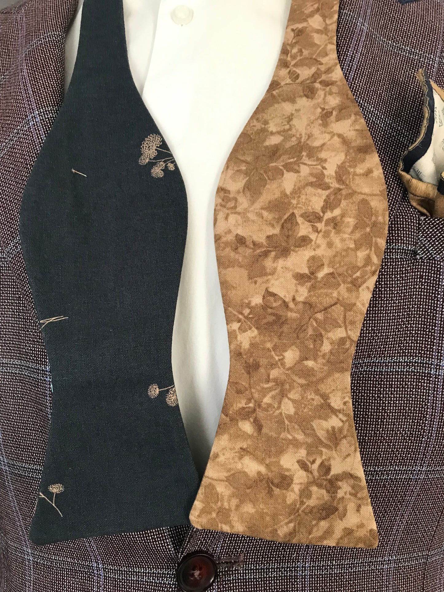 Blue and brown reversible Bowtie set ( FATBOW)