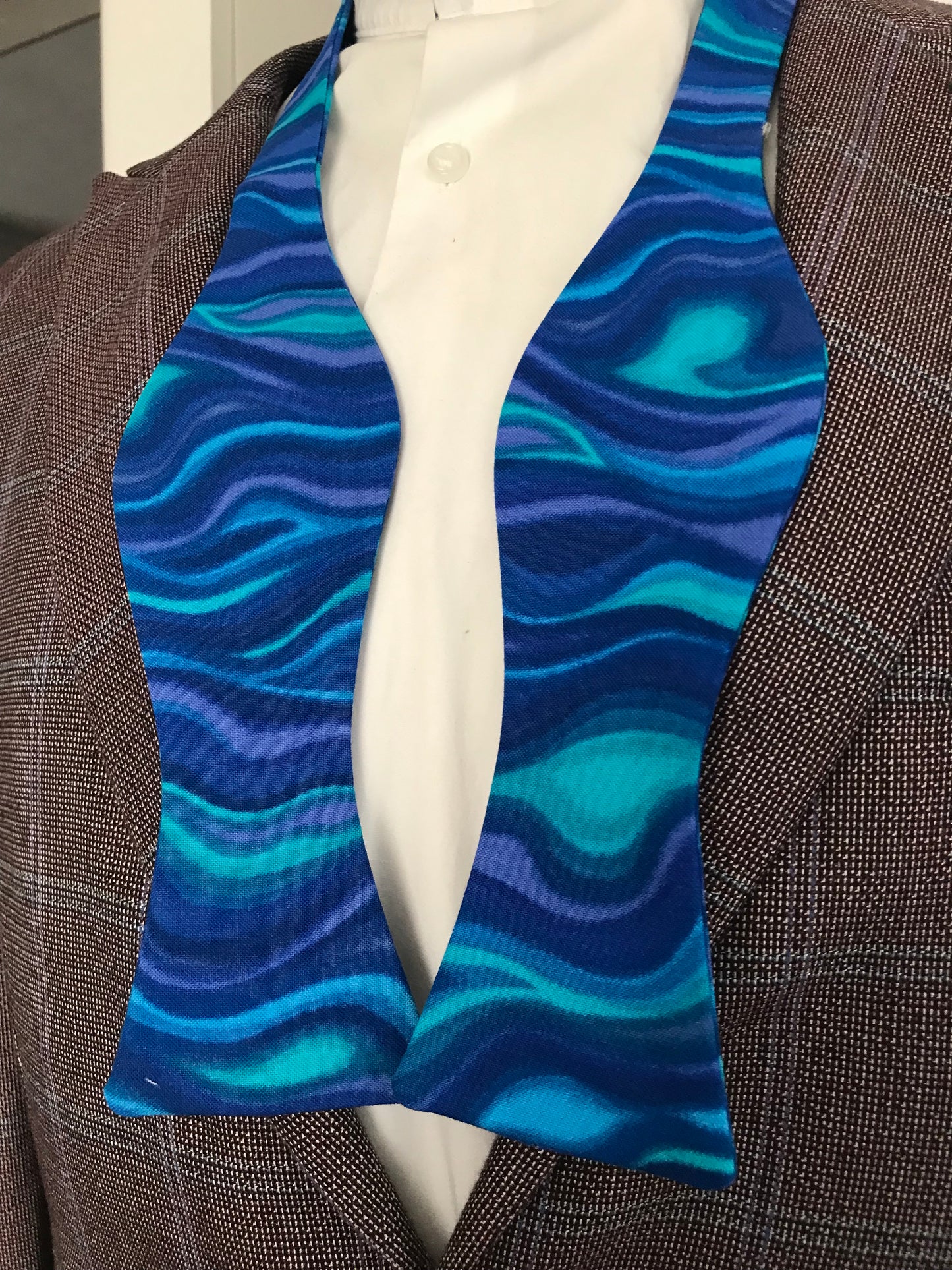 Teals and blue Bowtie set (traditional)