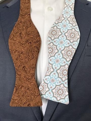 Baby blue and coco brown print with coco brown paisley print reversible bowtie set (Traditional)