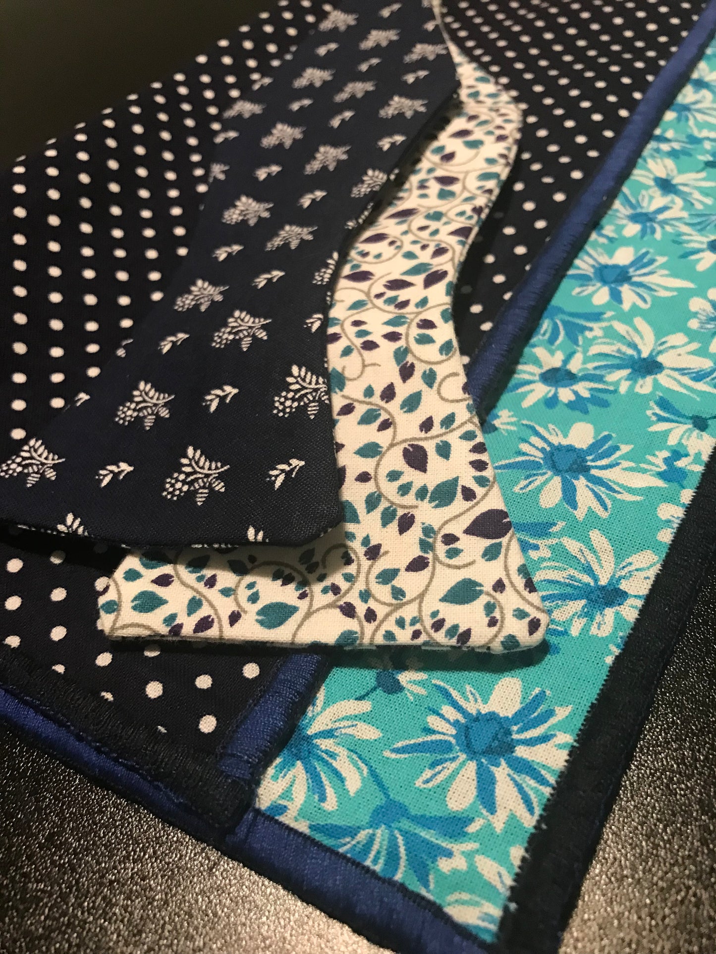 Blue and Teal Bowtie Set