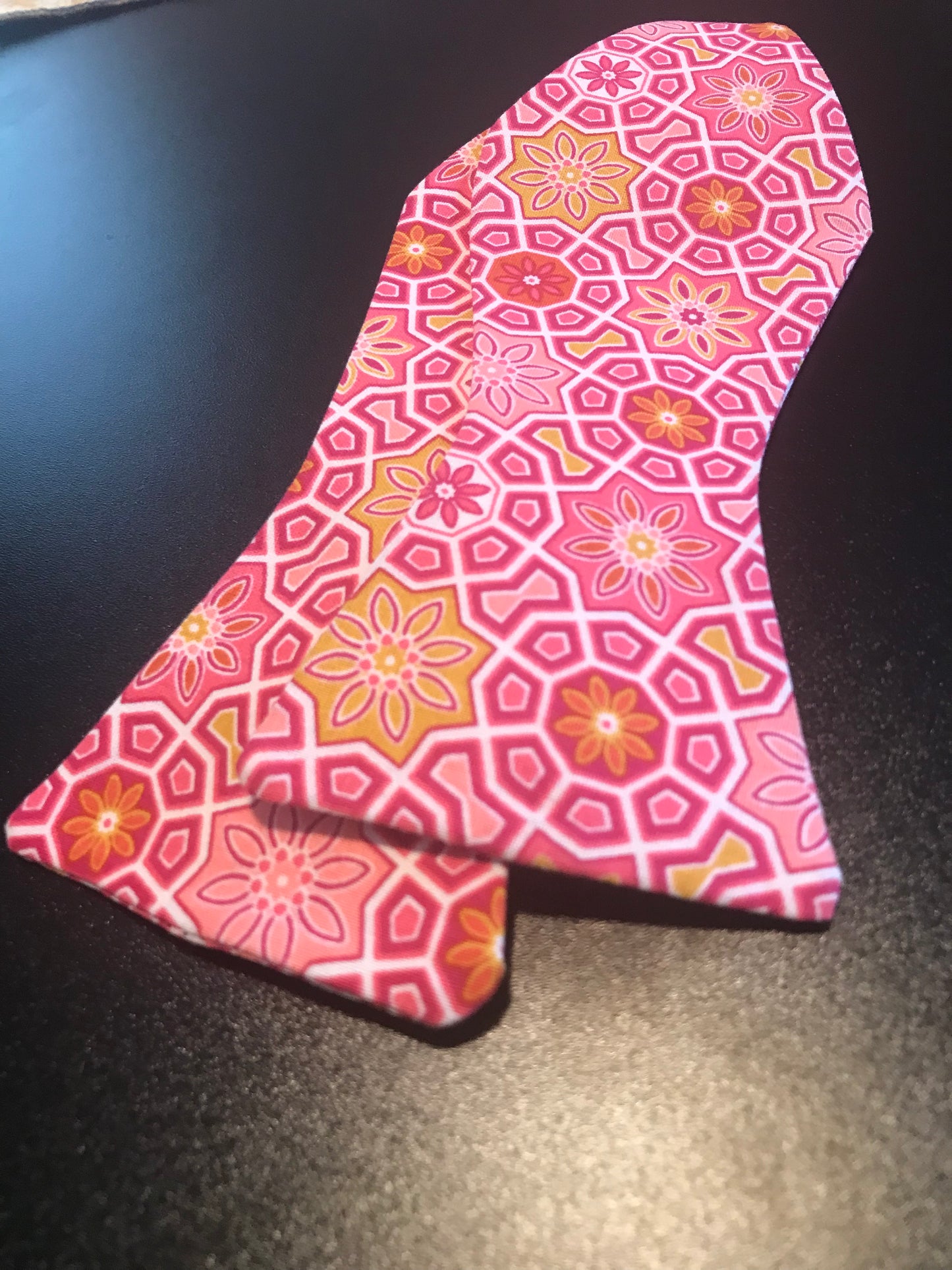 Pink and Rose Print Bowtie Set