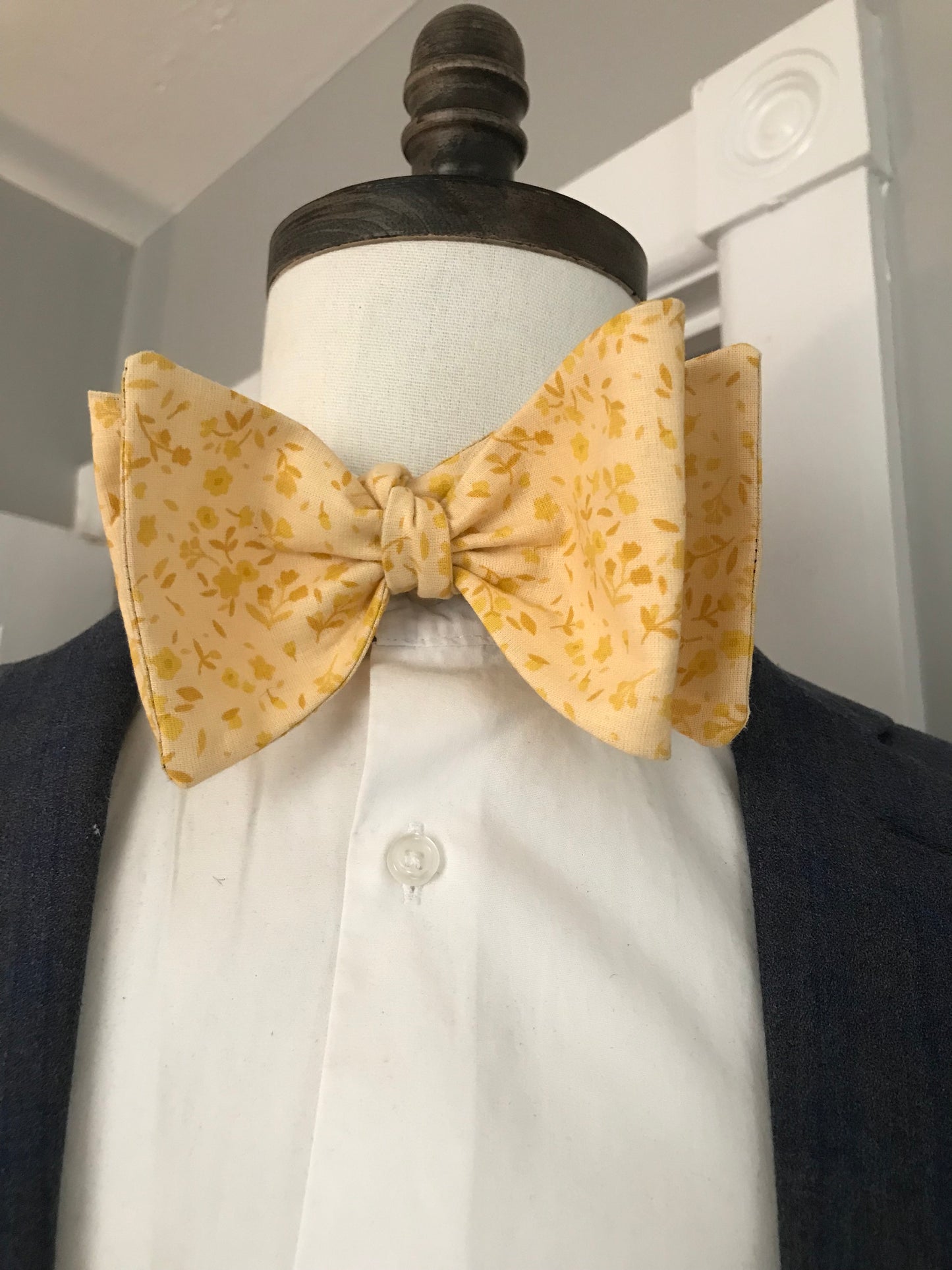 Yellow Bowtie set (FATBOW)