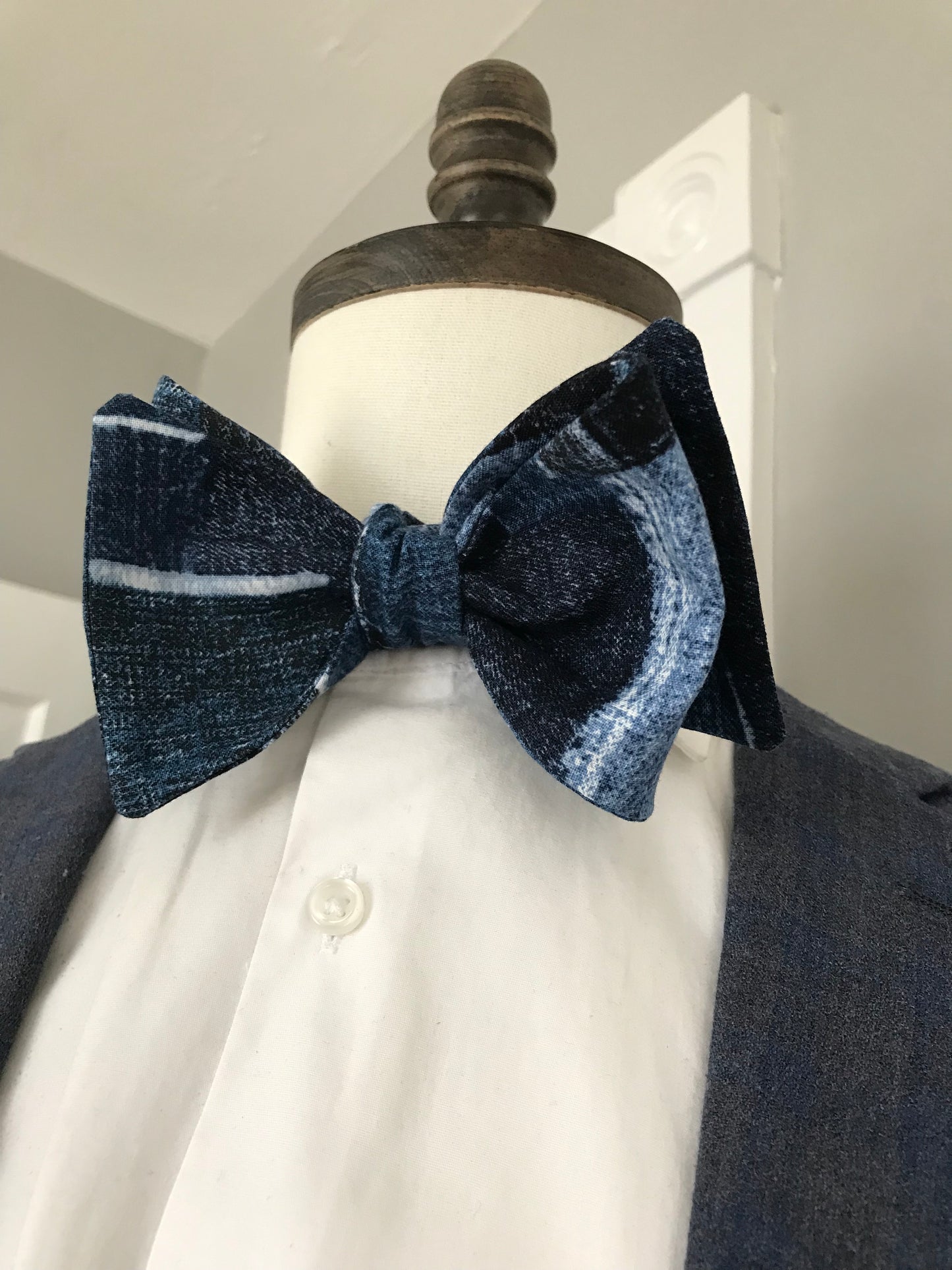 Denim look Bowtie set (FATBOW)