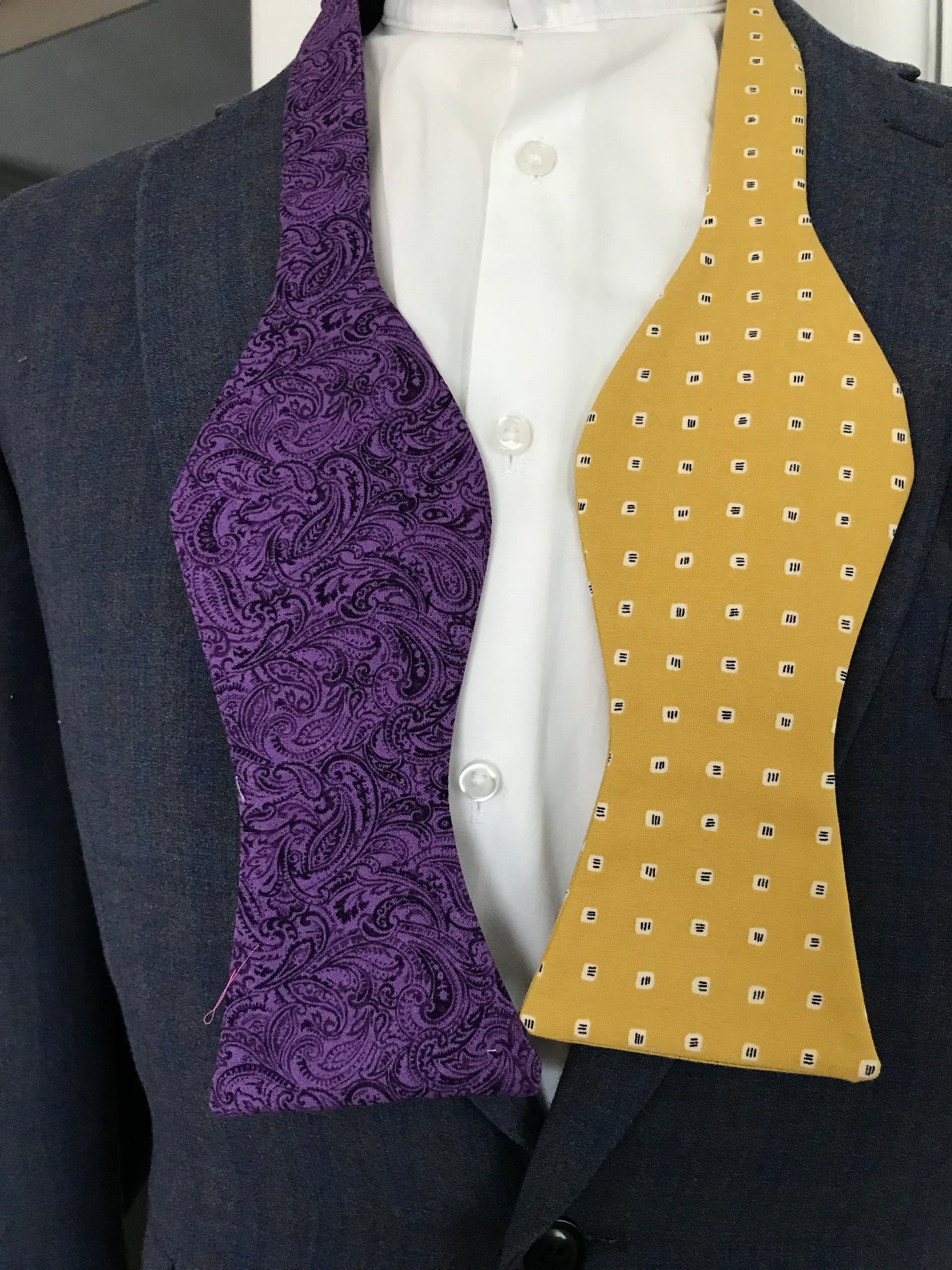 Purple and gold print reversible Bowtie set (FATBOW)