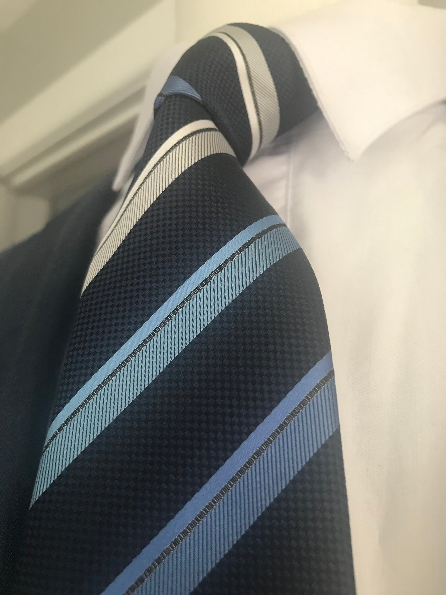 Blue stripe tie set