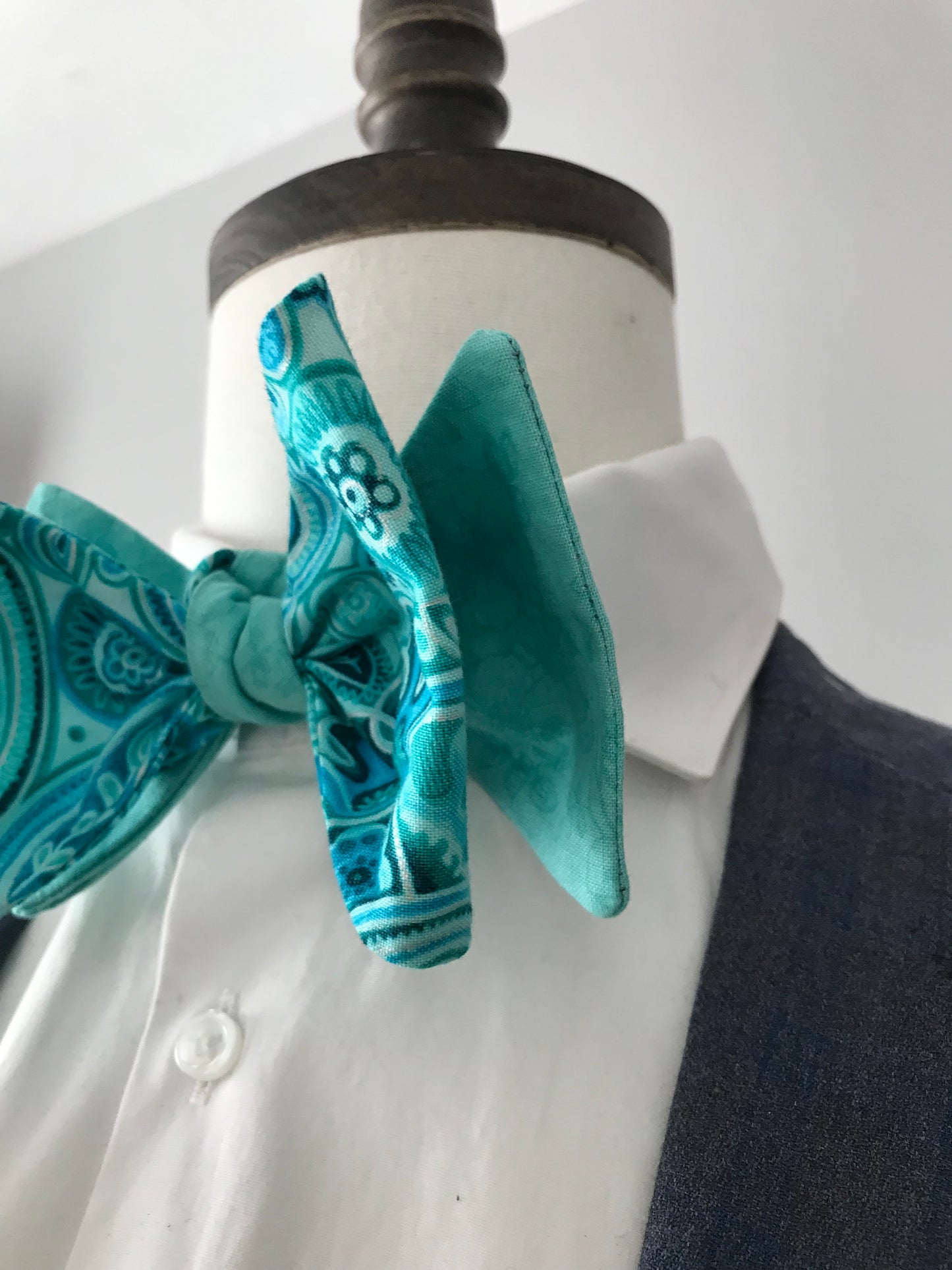 Teal paisley and teal print reversible Bowtie set (FATBOW)