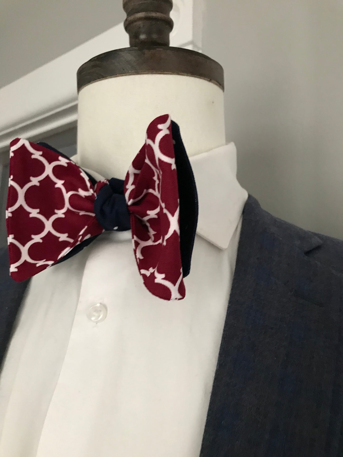 Blue and burgundy print Reversible Bowtie set (FATBOW)