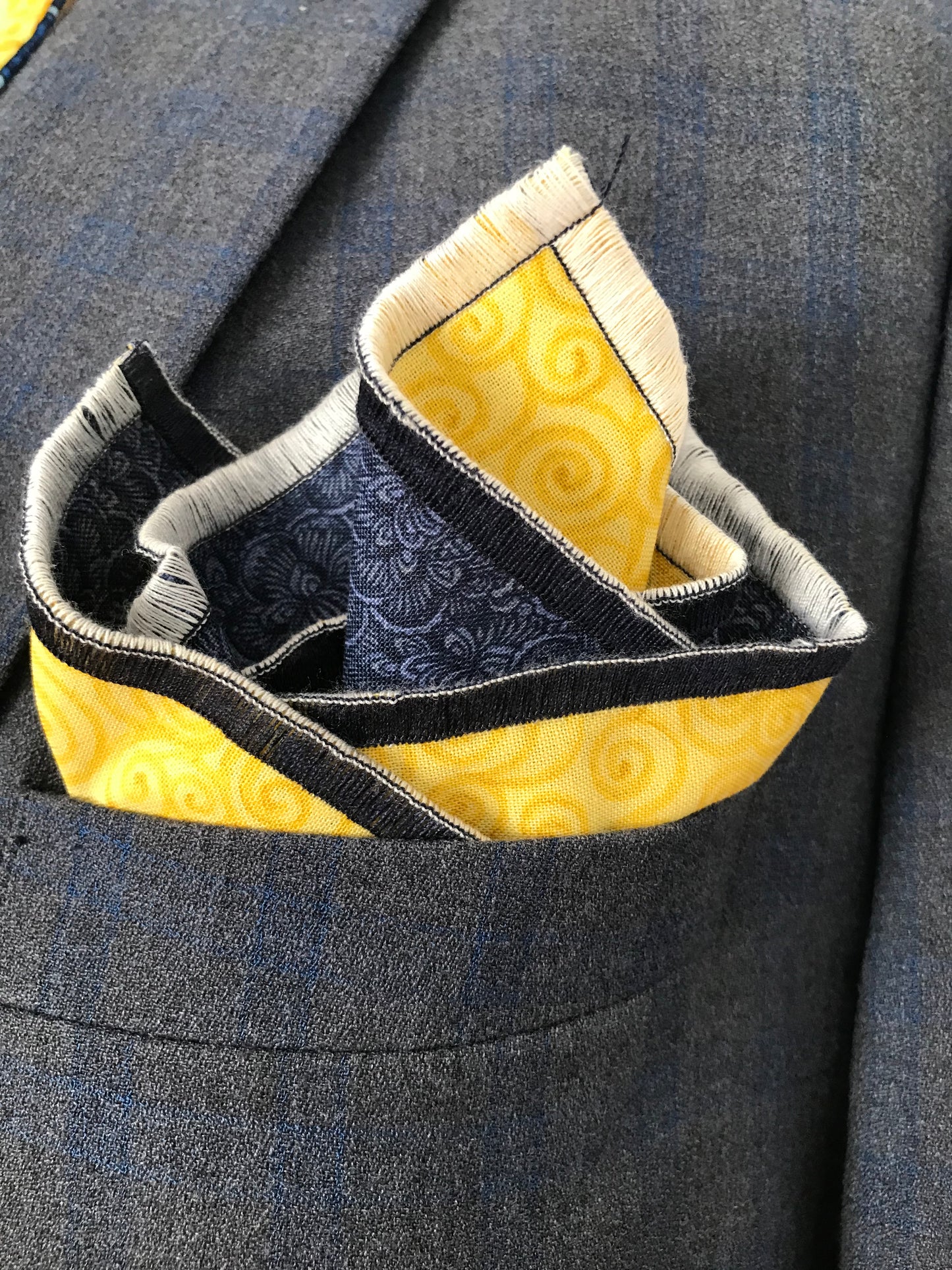Yellow and blue reversible Bowtie set (FATBOW)