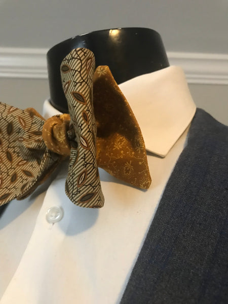 Gold and brown print Bowtie Set