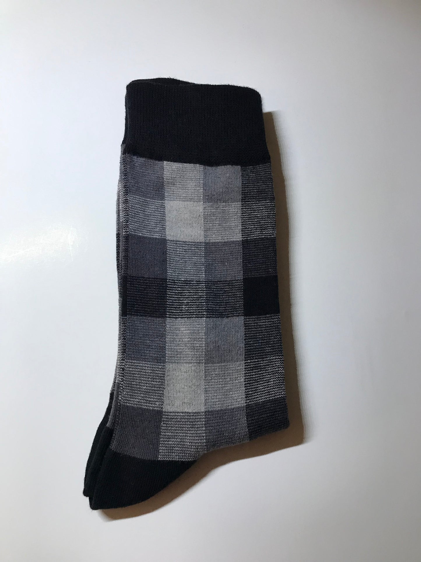 Black and white reversible Bowtie set with blending socks