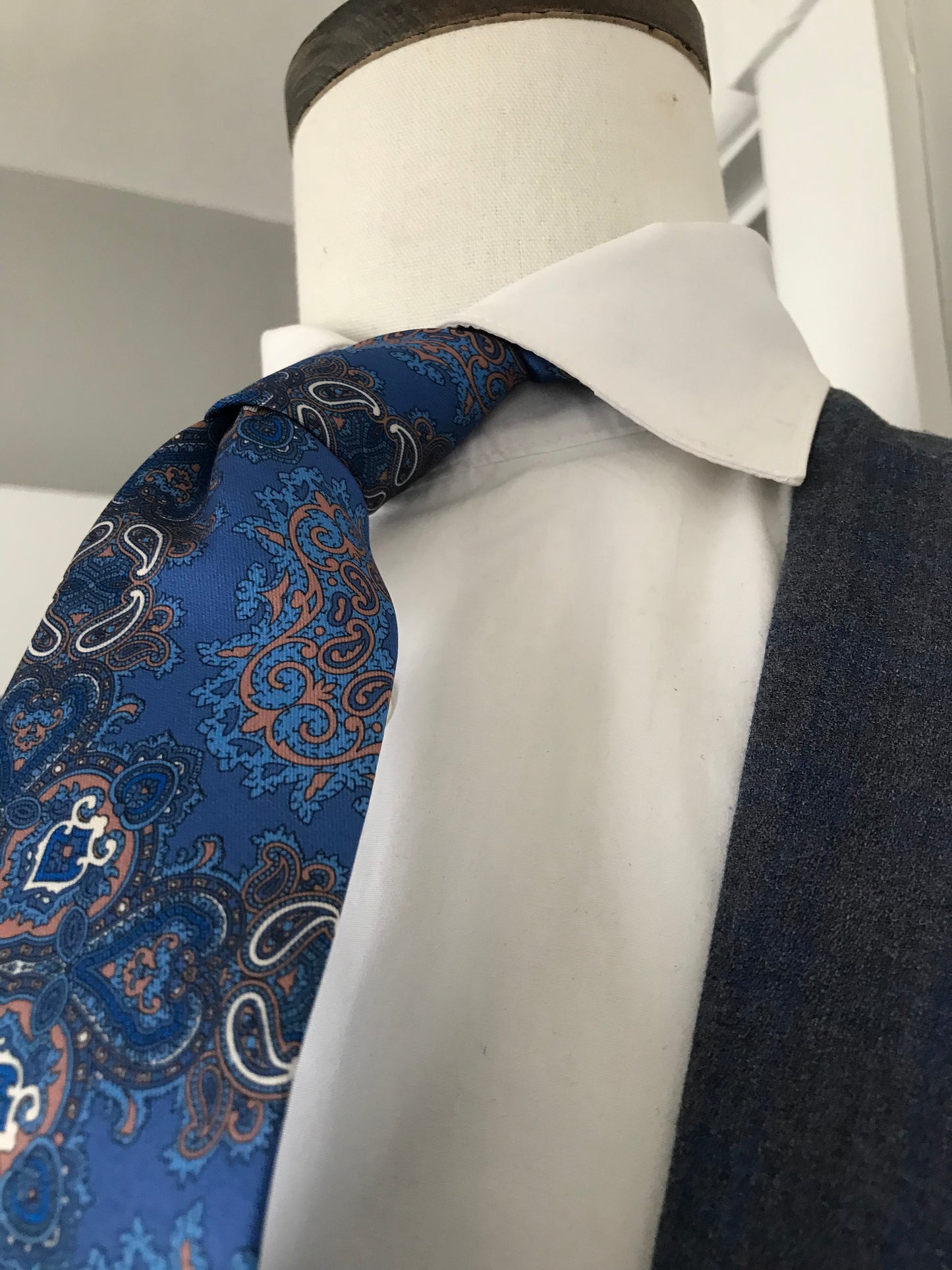 Blue and gold Tie set