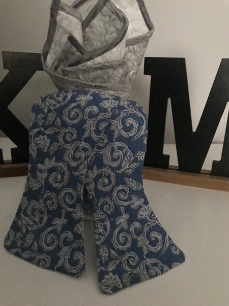 Blue and Light Grey Print Reversible Bowtie set