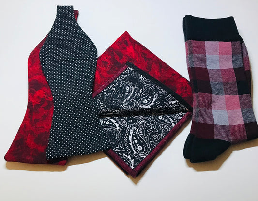 Burgundy and black reversible Bowtie set with blending socks