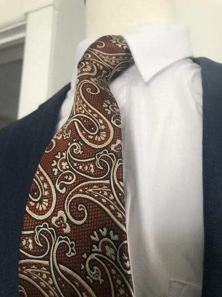 Brown and beige print tie set