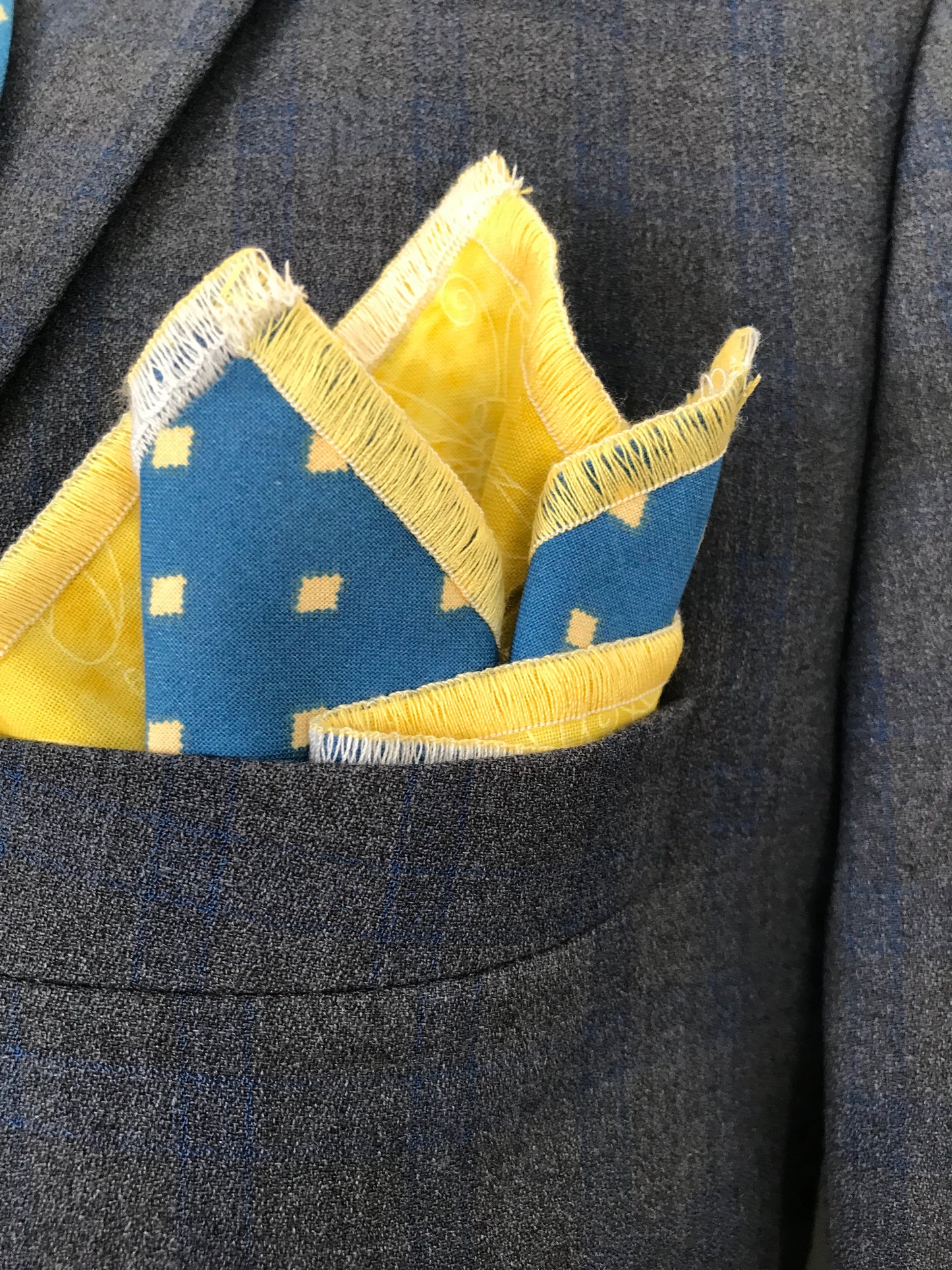 Royal Blue and yellow print Bowtie Set (traditional)