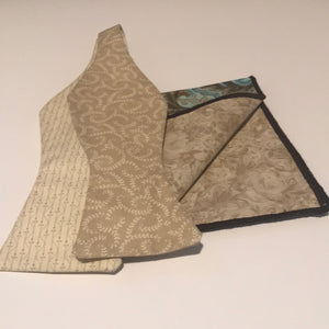 Beige on Tan print Bowtie Set
