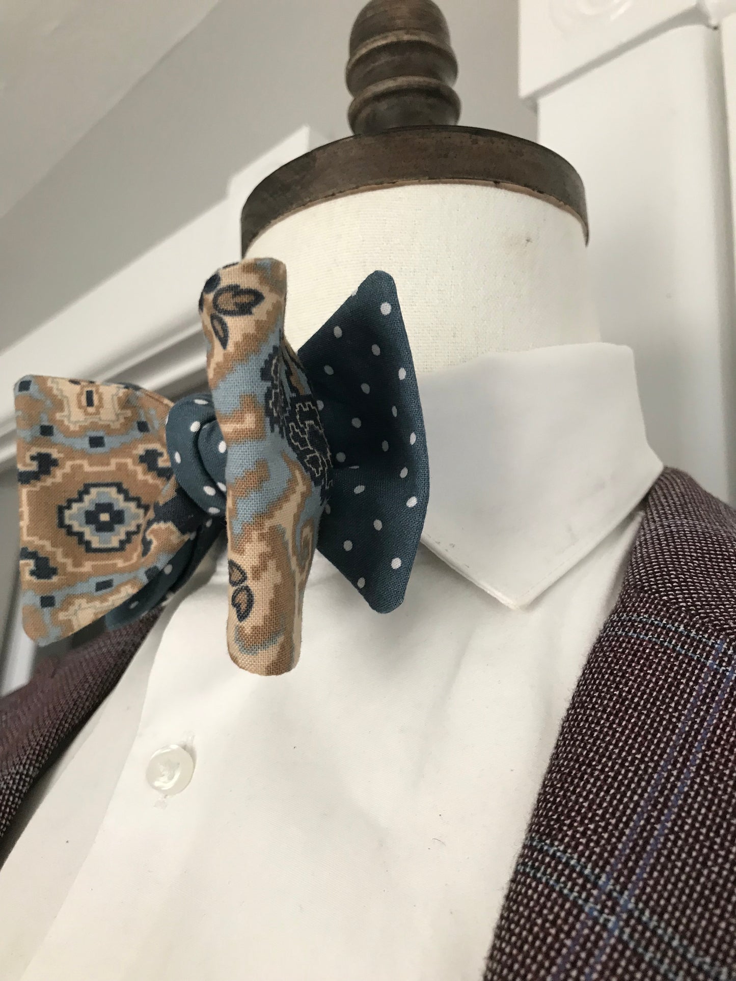 Beige and teal grey reversible Bowtie set (traditional)