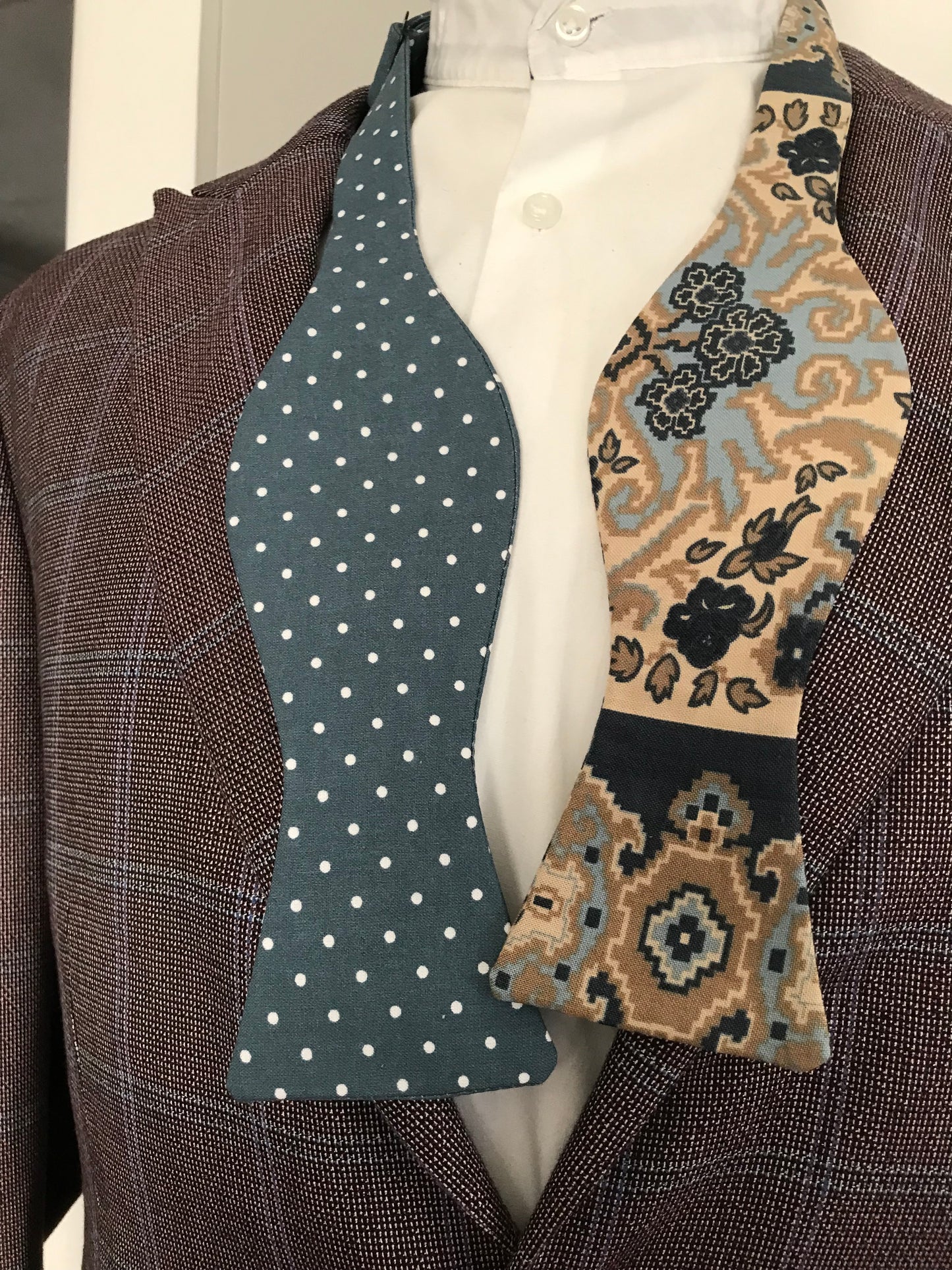 Beige and teal grey reversible Bowtie set (traditional)