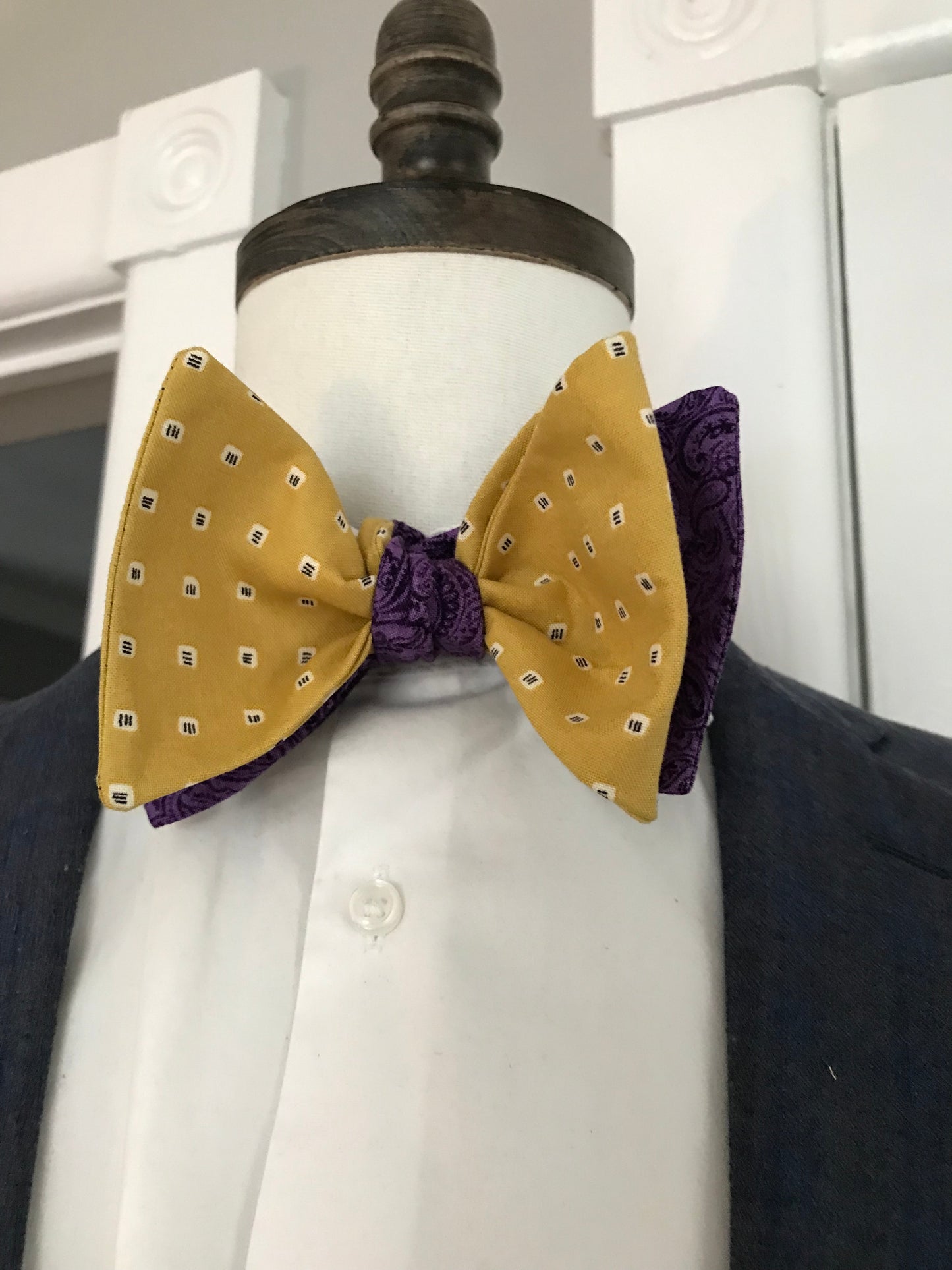 Purple and gold print reversible Bowtie set (FATBOW)