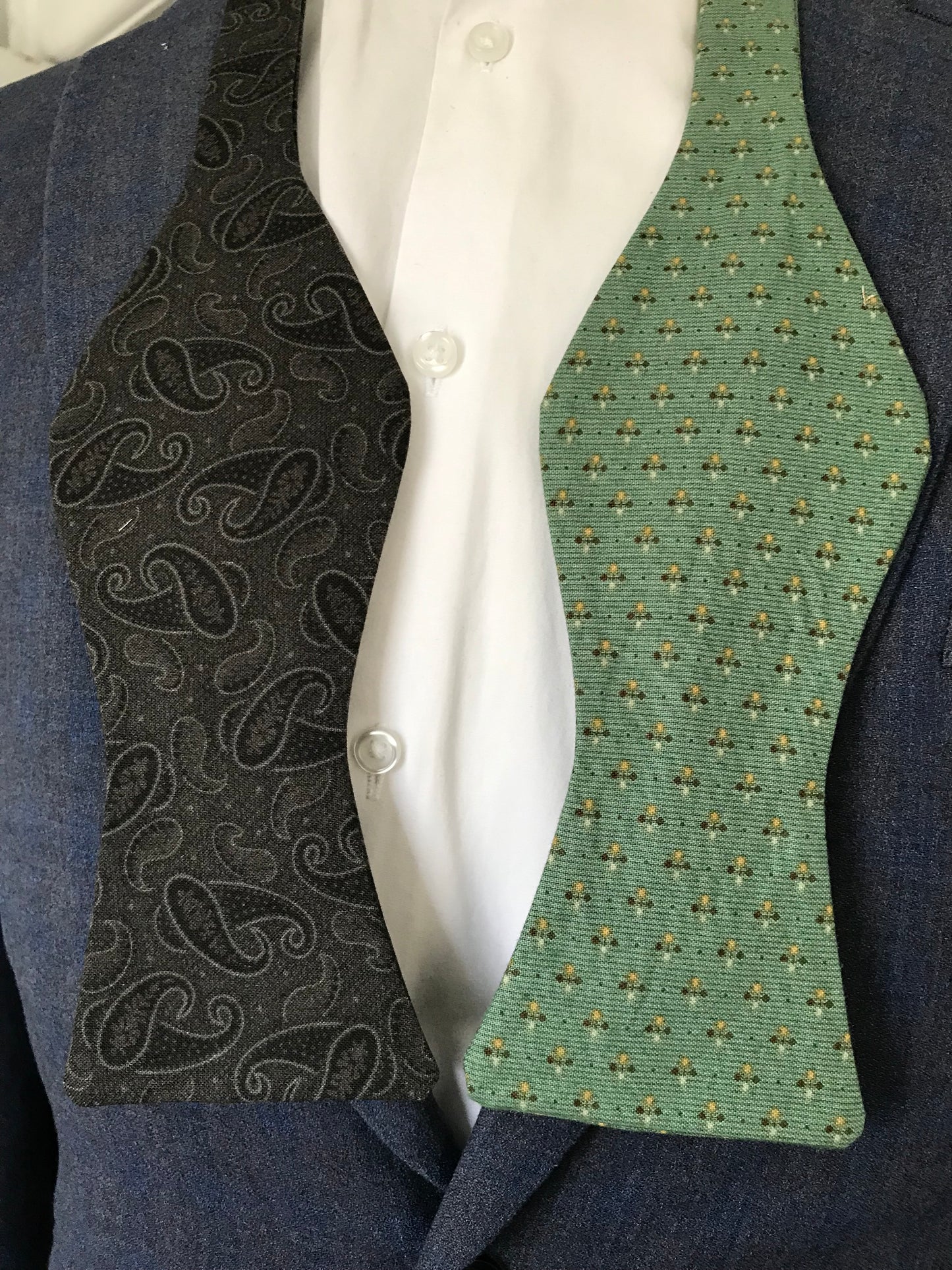 Black and green reversible Bowtie set (FATBOW)