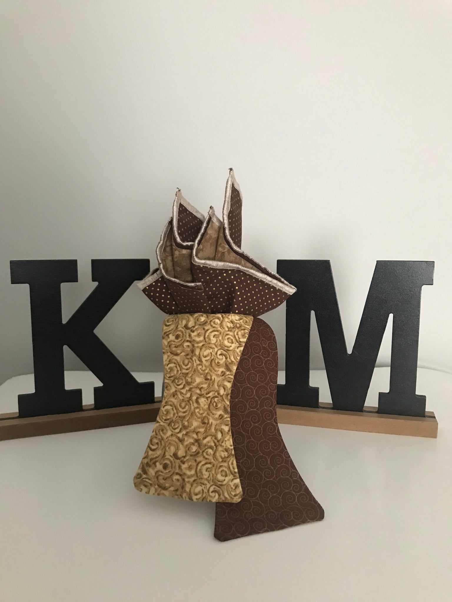 Milk chocolate mix with hints of gold Reversible Bowtie set