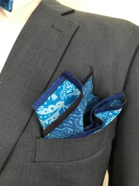Royal blue paisley print Bowtie Set