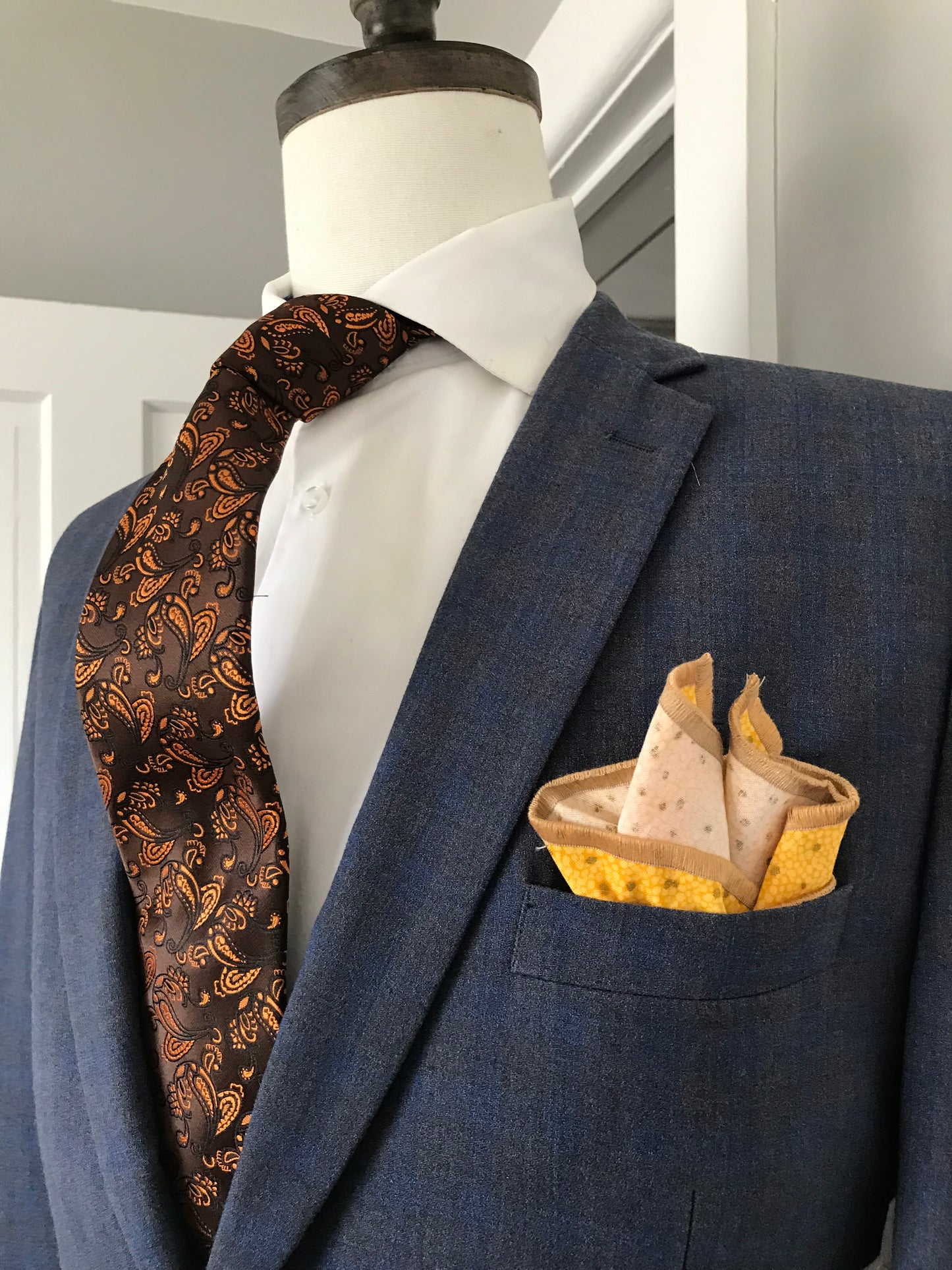 Brown and gold tie set