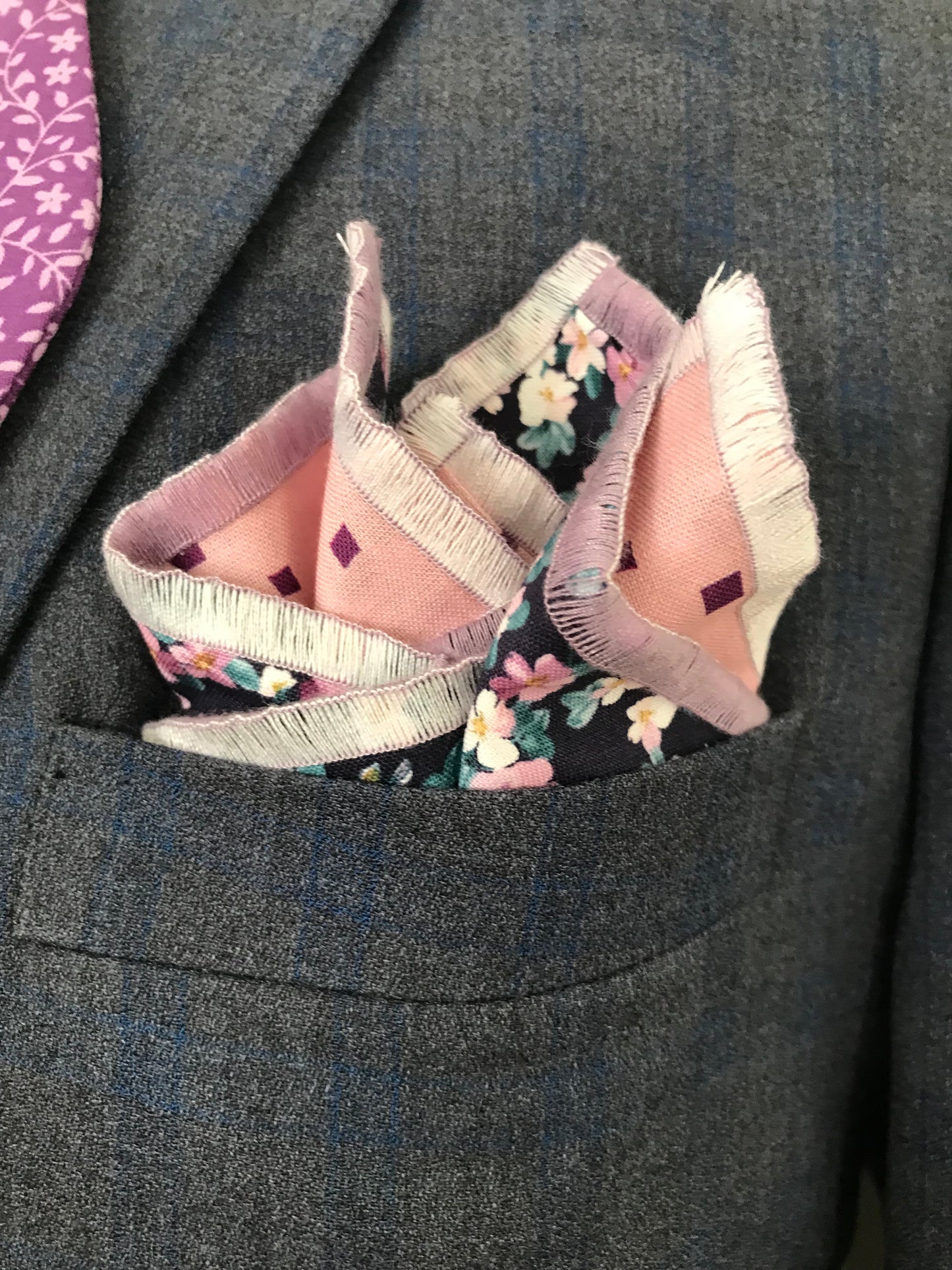 Multi color print with lavender print reversible Bowtie set (traditional)