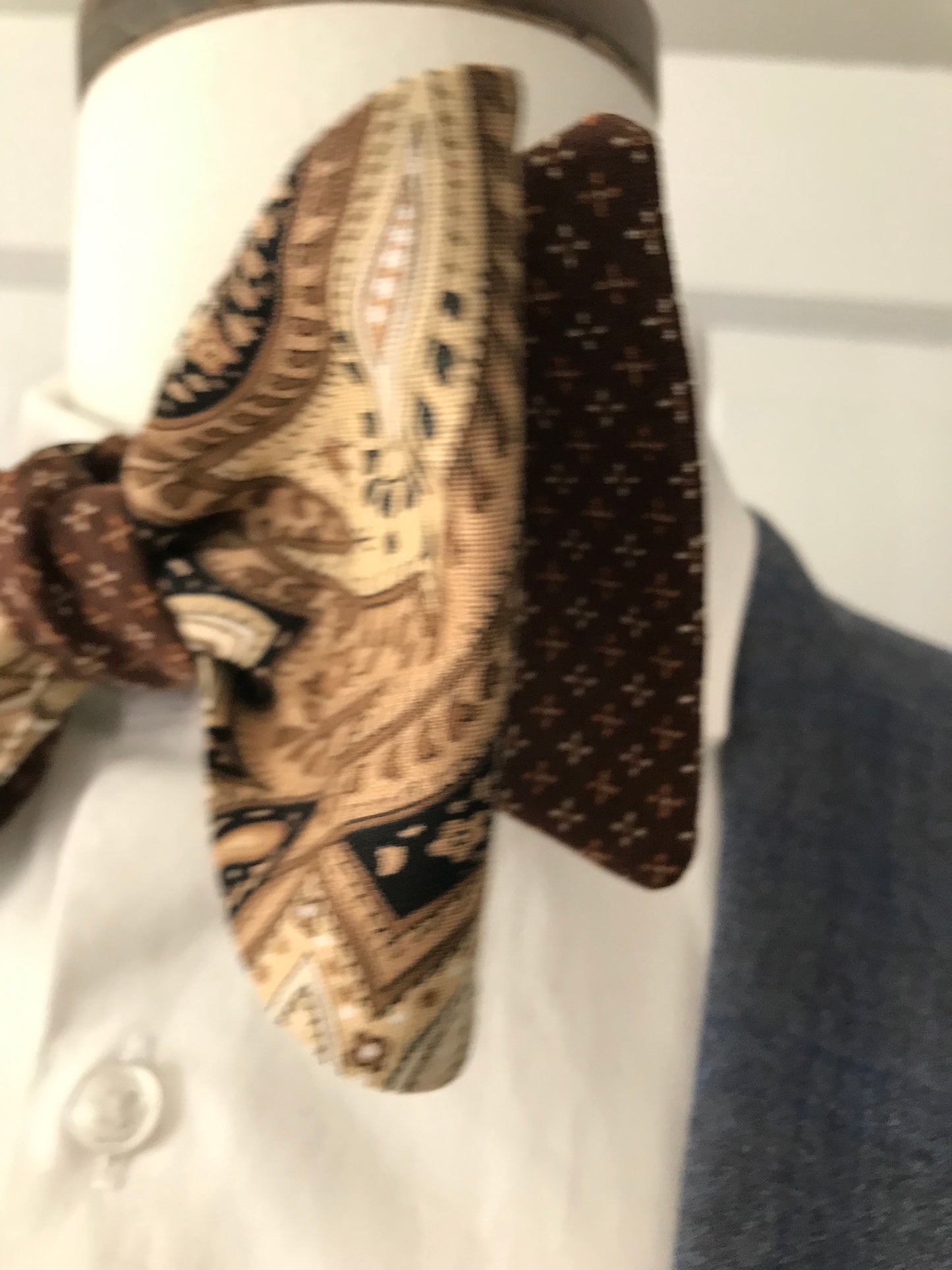 Brown paisley and brown print reversible Bowtie set (FATBOW)