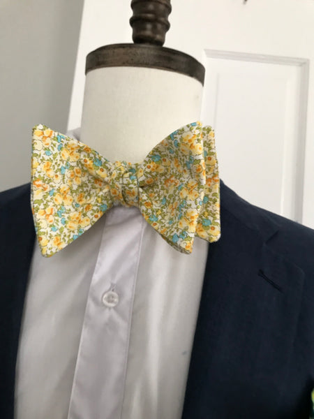 Yellow flower with teal Bowtie set