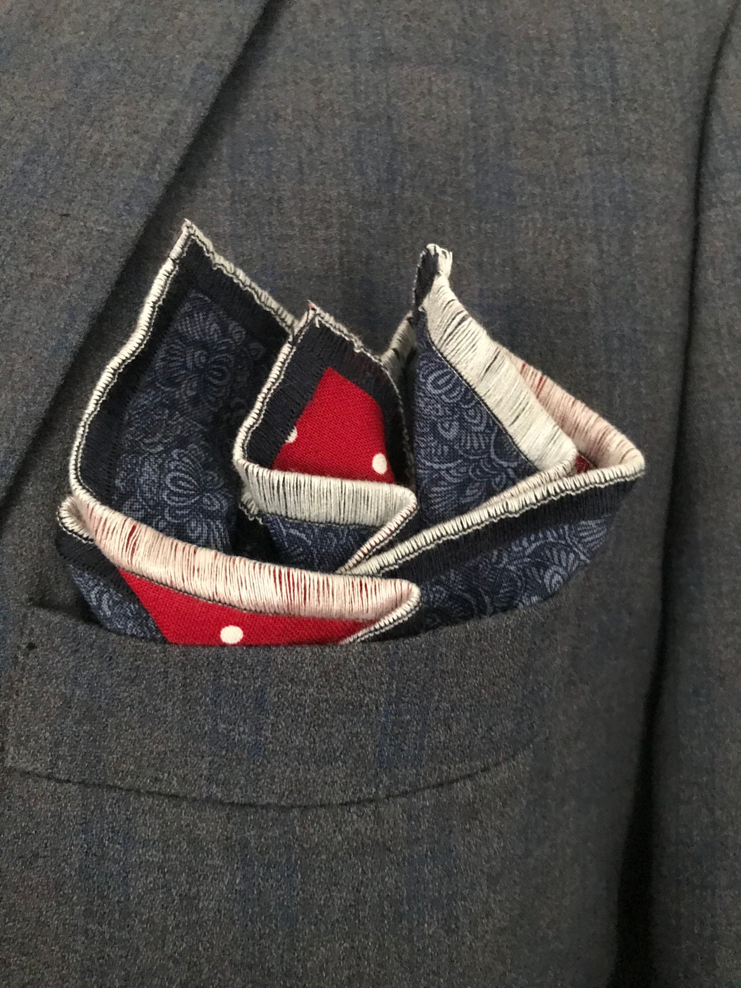 Blue and burgundy print Reversible Bowtie set (FATBOW)