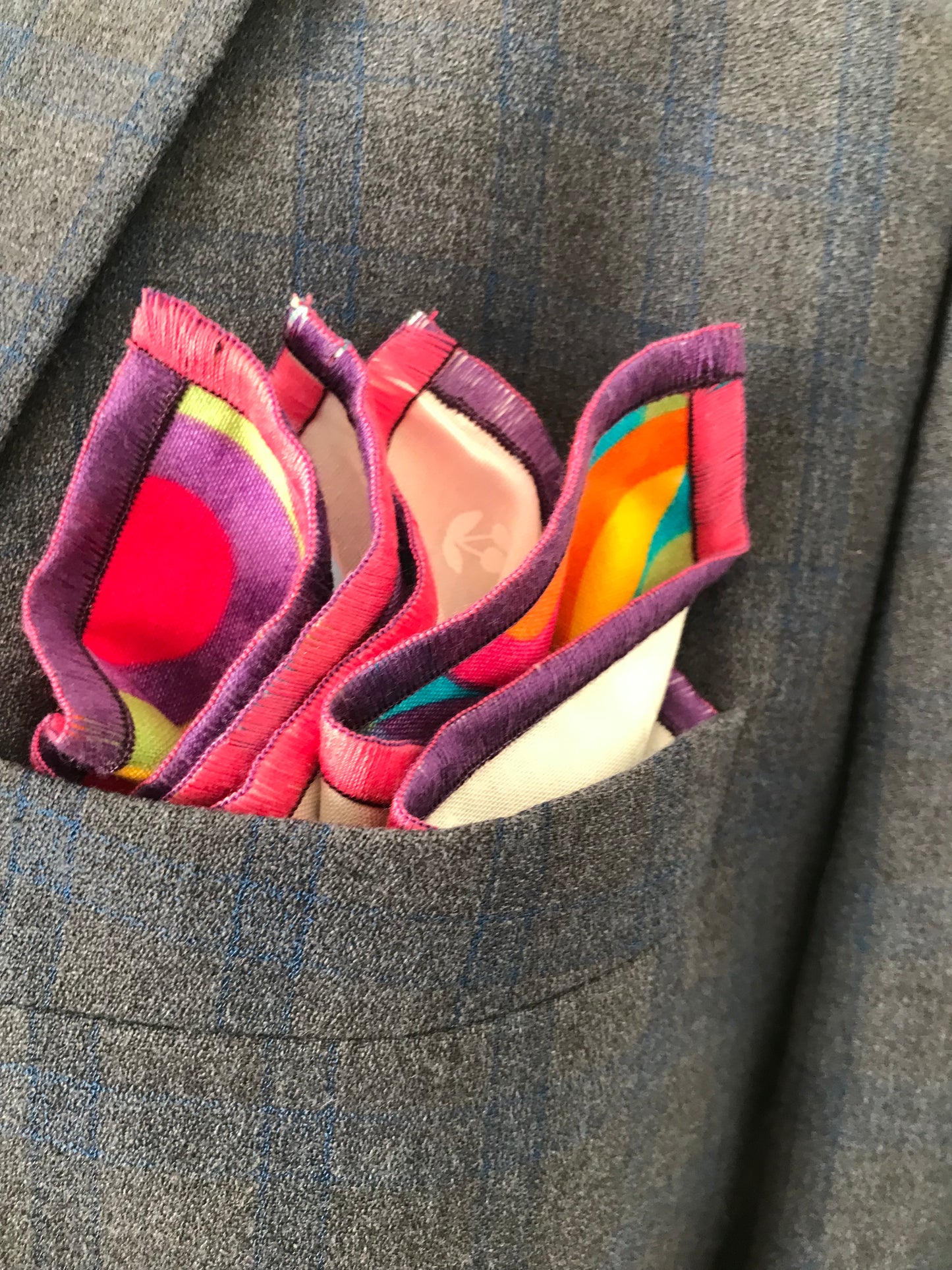 Multi color print Bowtie Set