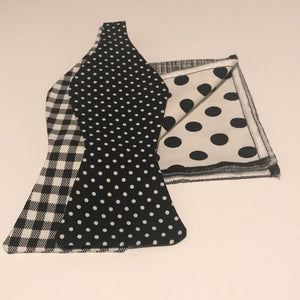 Black dots and white and black checks Bowtie Set
