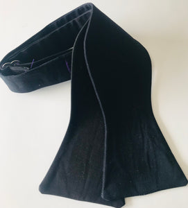 All black Bowtie