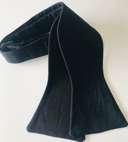 All black Bowtie