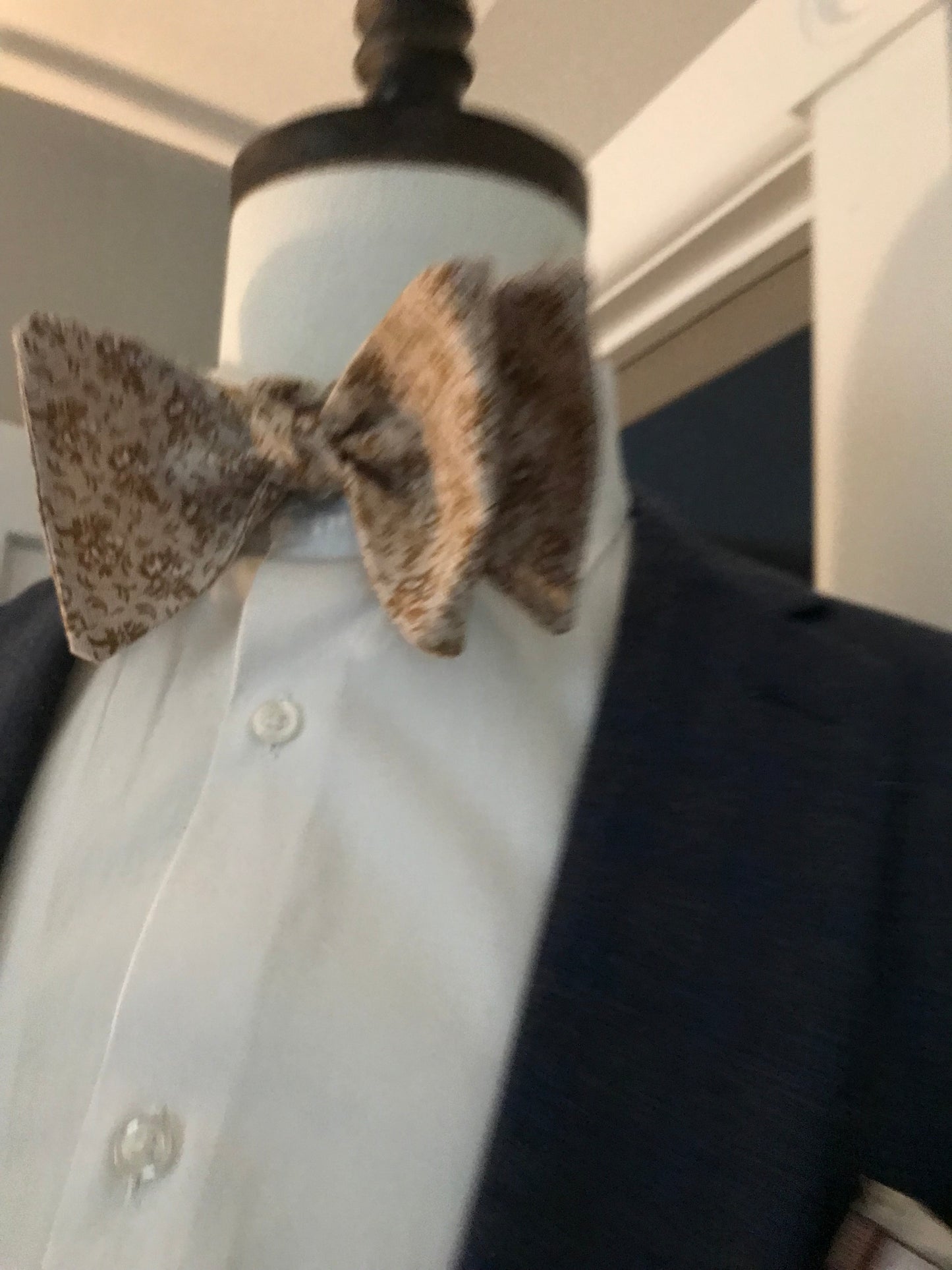 Tan on tan Bowtie set (FATBOW)