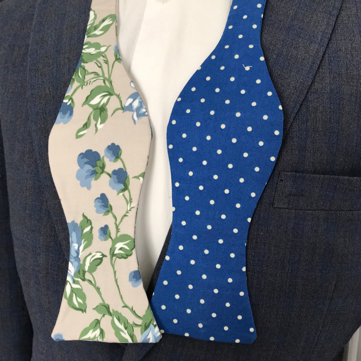 Royal blue and green print reversible Bowtie set (FATBOW)