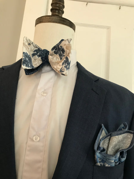 Blueish grey print with blueish print reversible Bowtie set