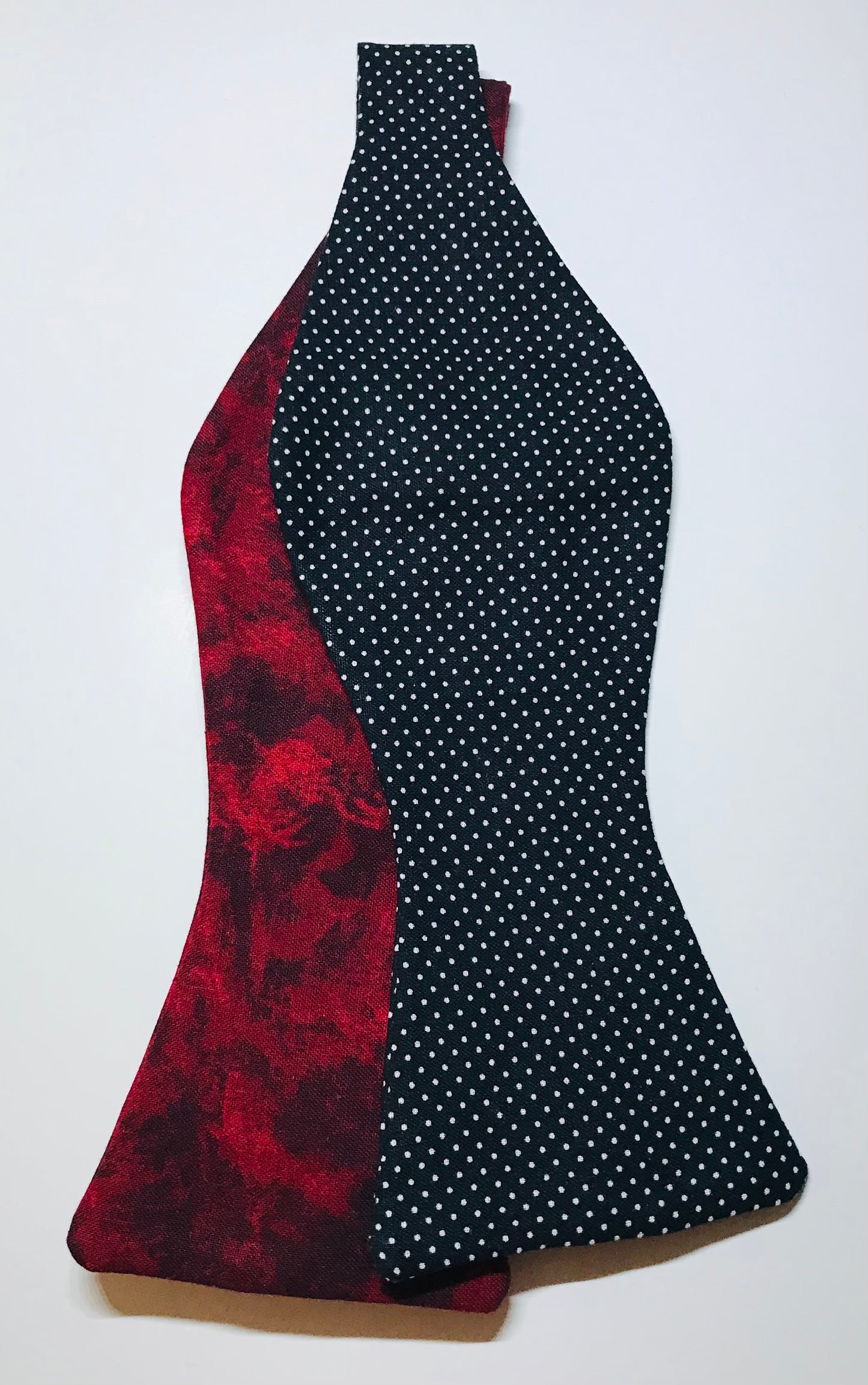 Burgundy and black reversible Bowtie set with blending socks